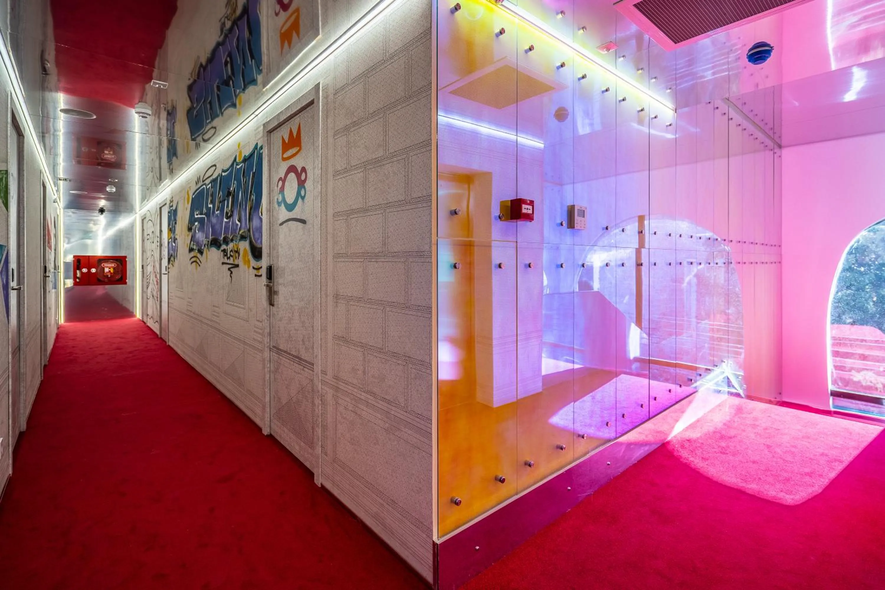 Property building in Platforma Design Hotel