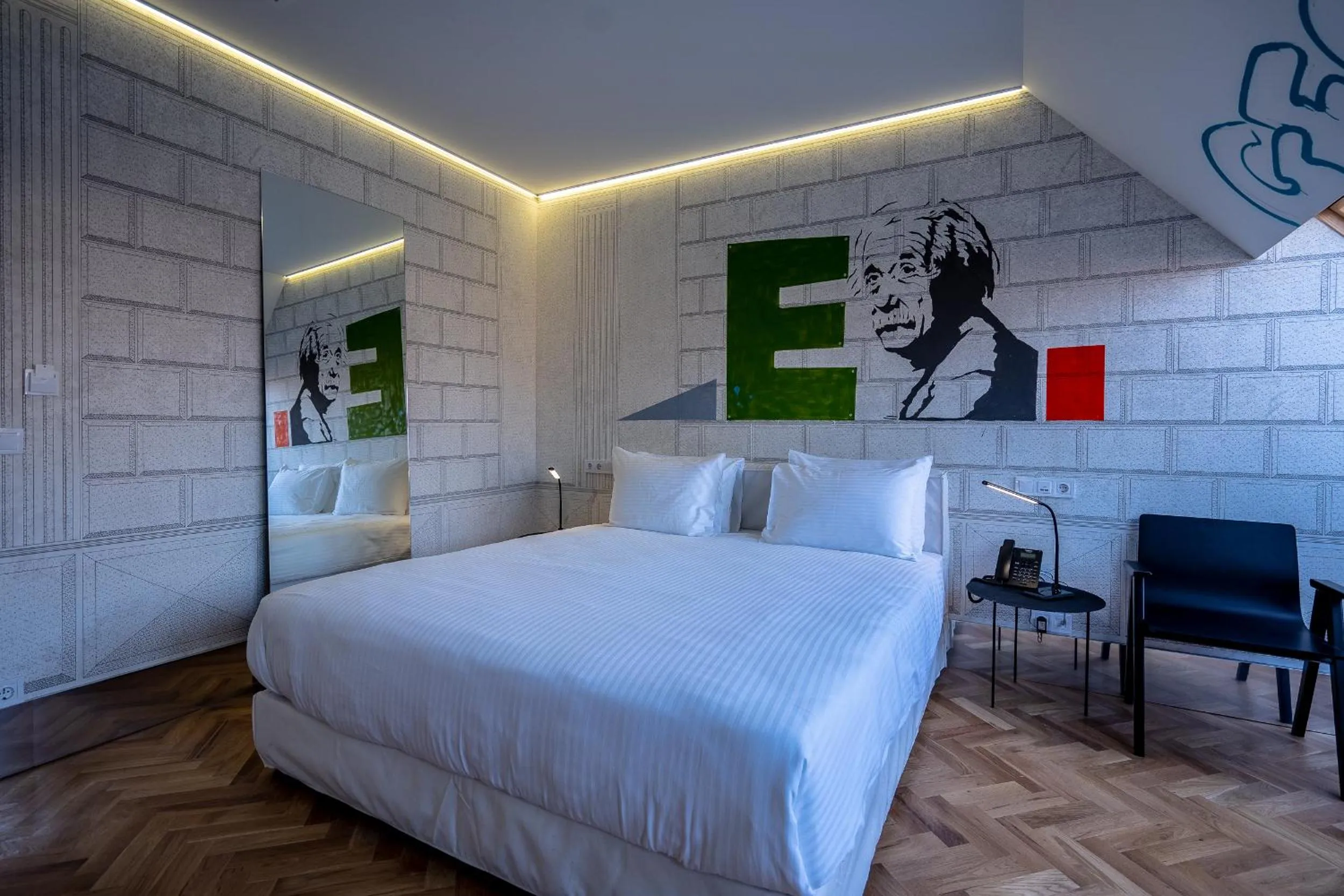 Bed in Platforma Design Hotel