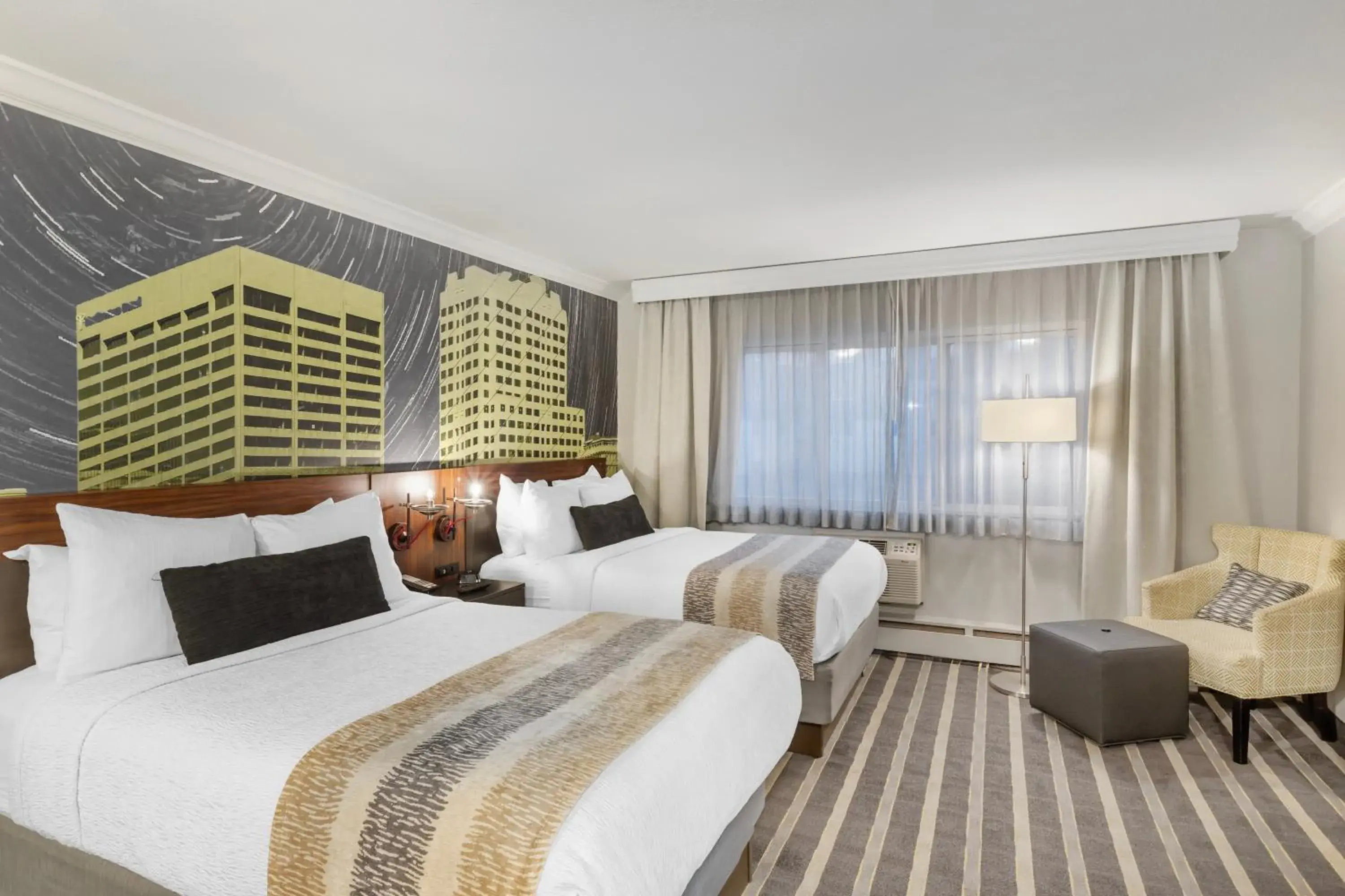 Double Room with Two Double Beds with Kitchenette in Best Western Plus Milwaukee West Double Room with Two Double Beds with Kitchenette in Best Western Plus Milwaukee West