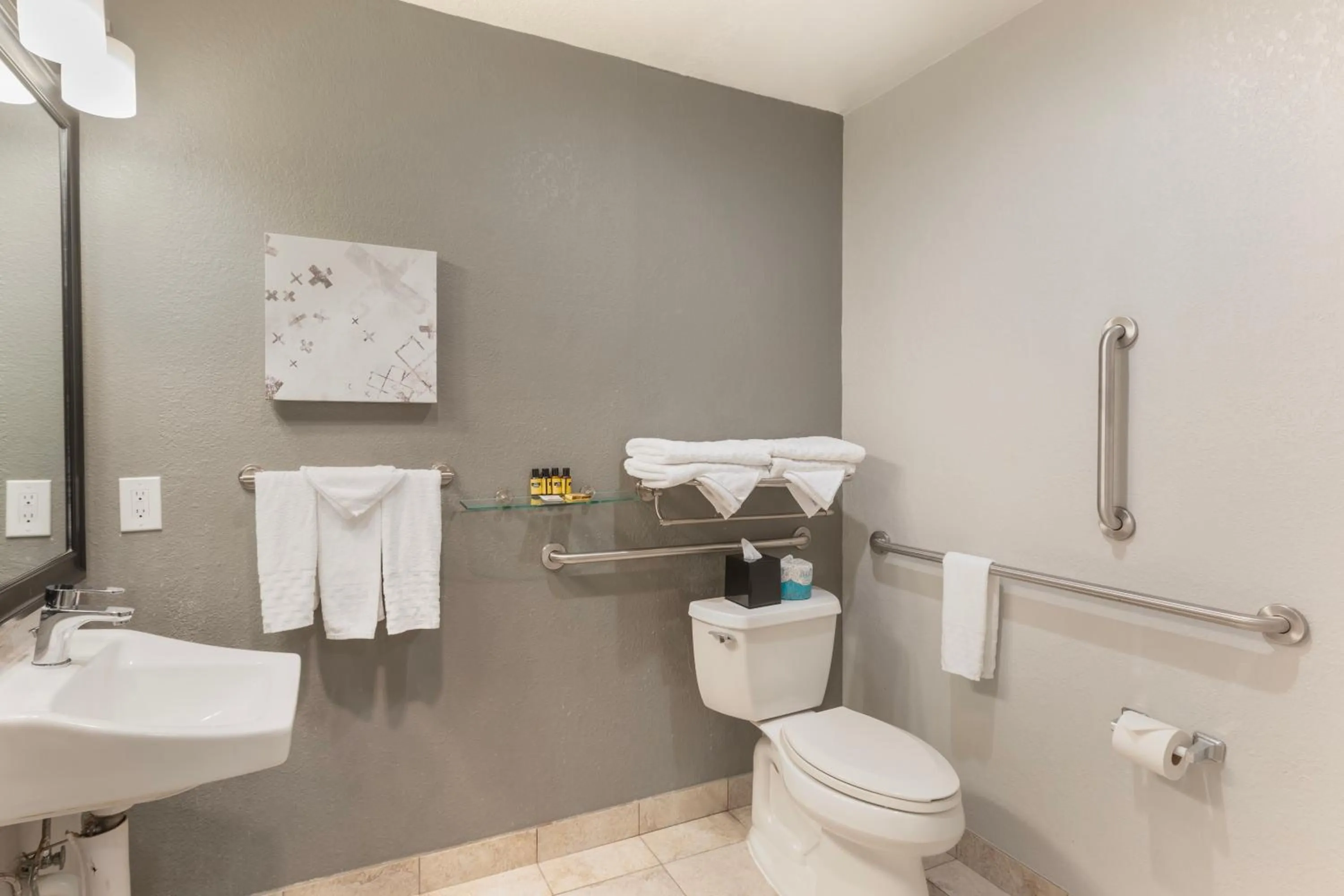 Bathroom in Best Western Plus Milwaukee West