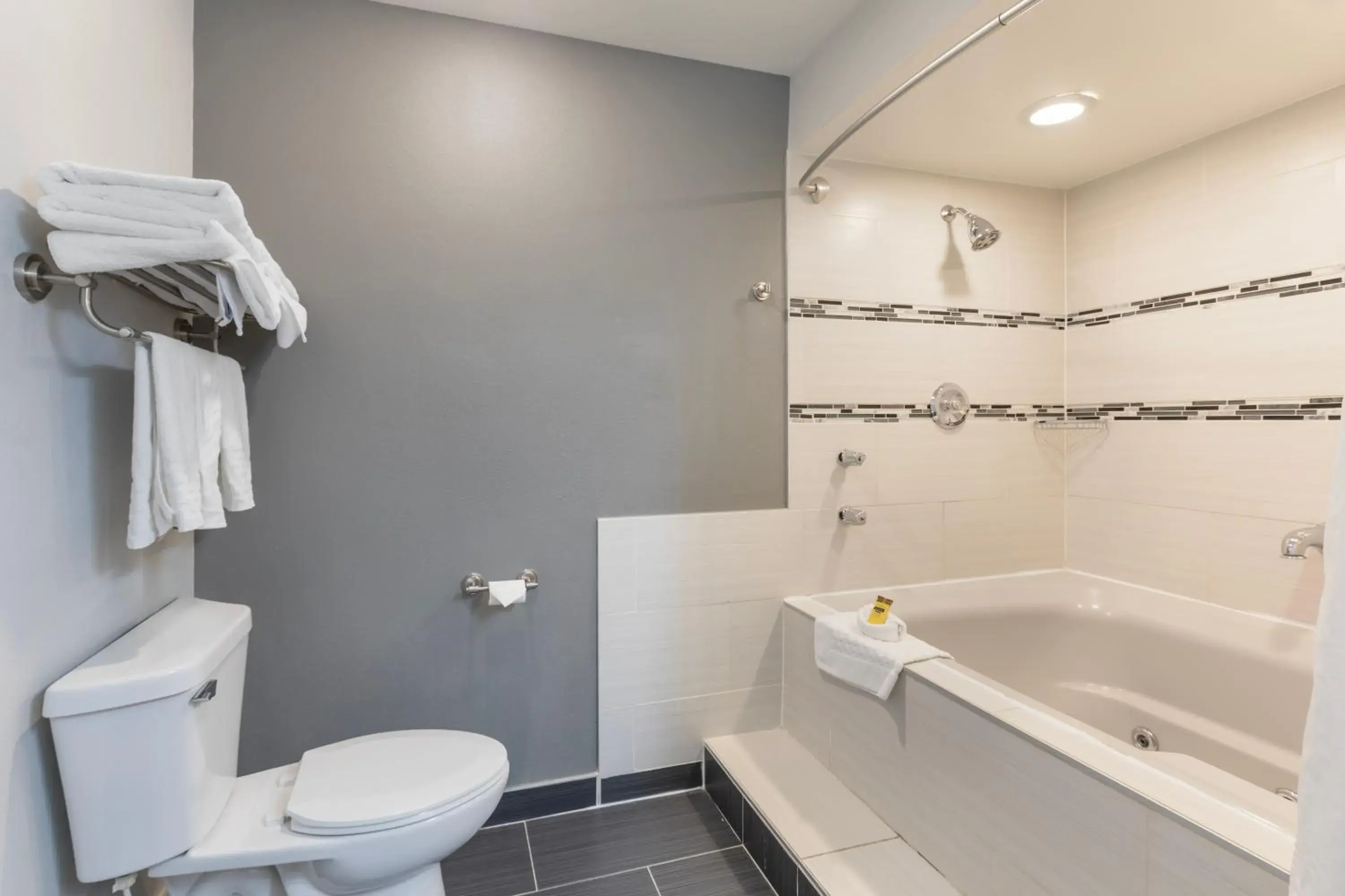 King Suite with Spa Bath in Best Western Plus Milwaukee West King Suite with Spa Bath in Best Western Plus Milwaukee West