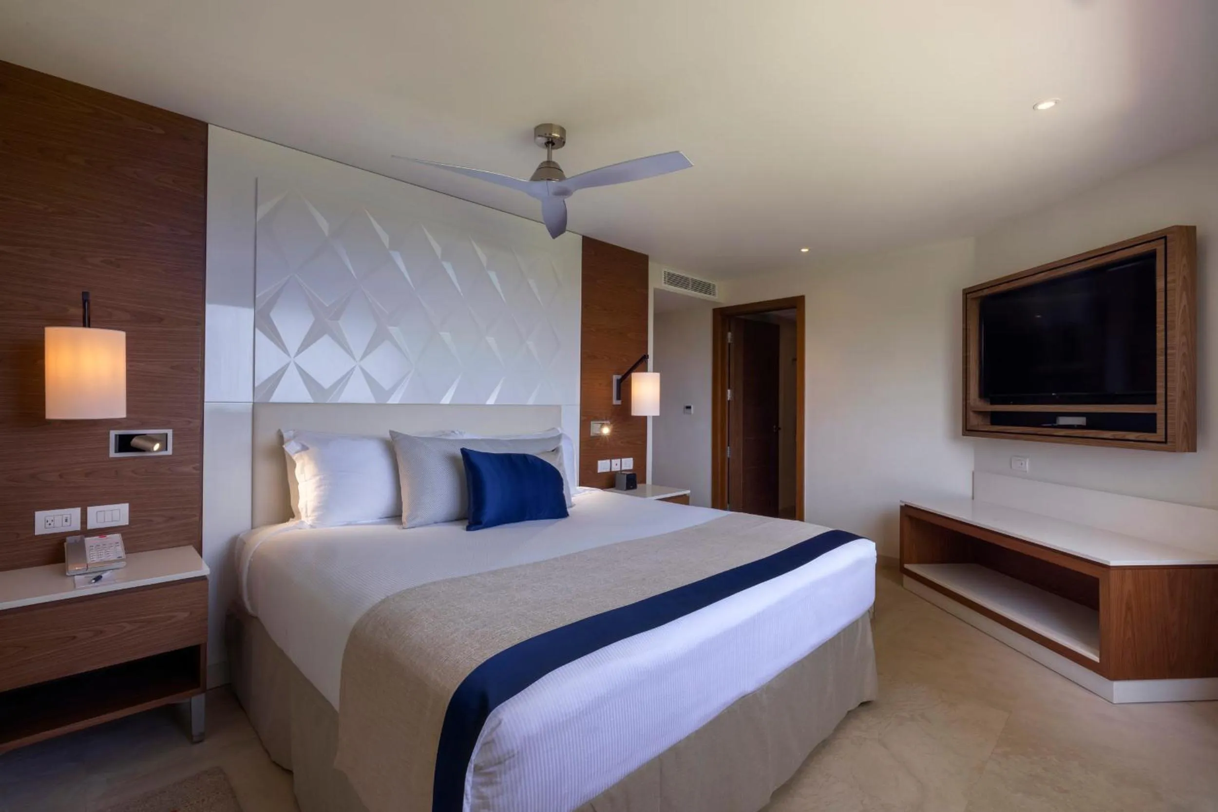 Bed in Royalton Grenada, An Autograph Collection All-Inclusive Resort