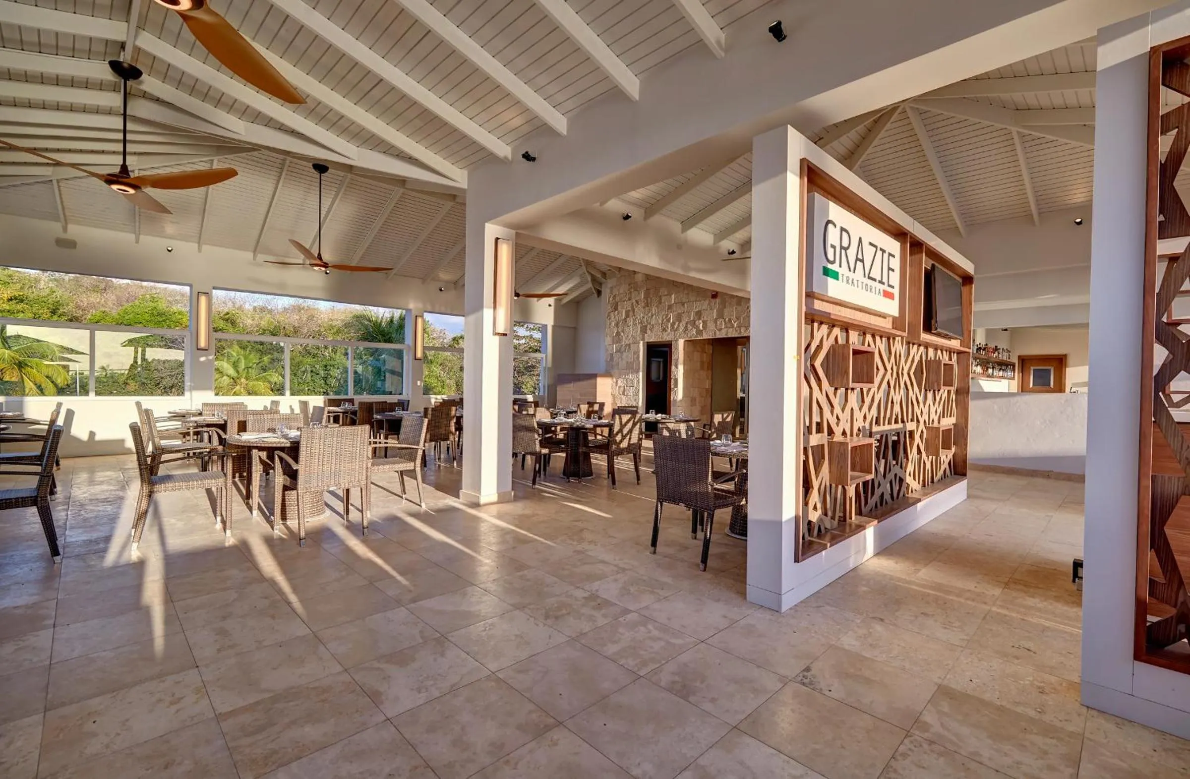 Restaurant/places to eat in Royalton Grenada, An Autograph Collection All-Inclusive Resort