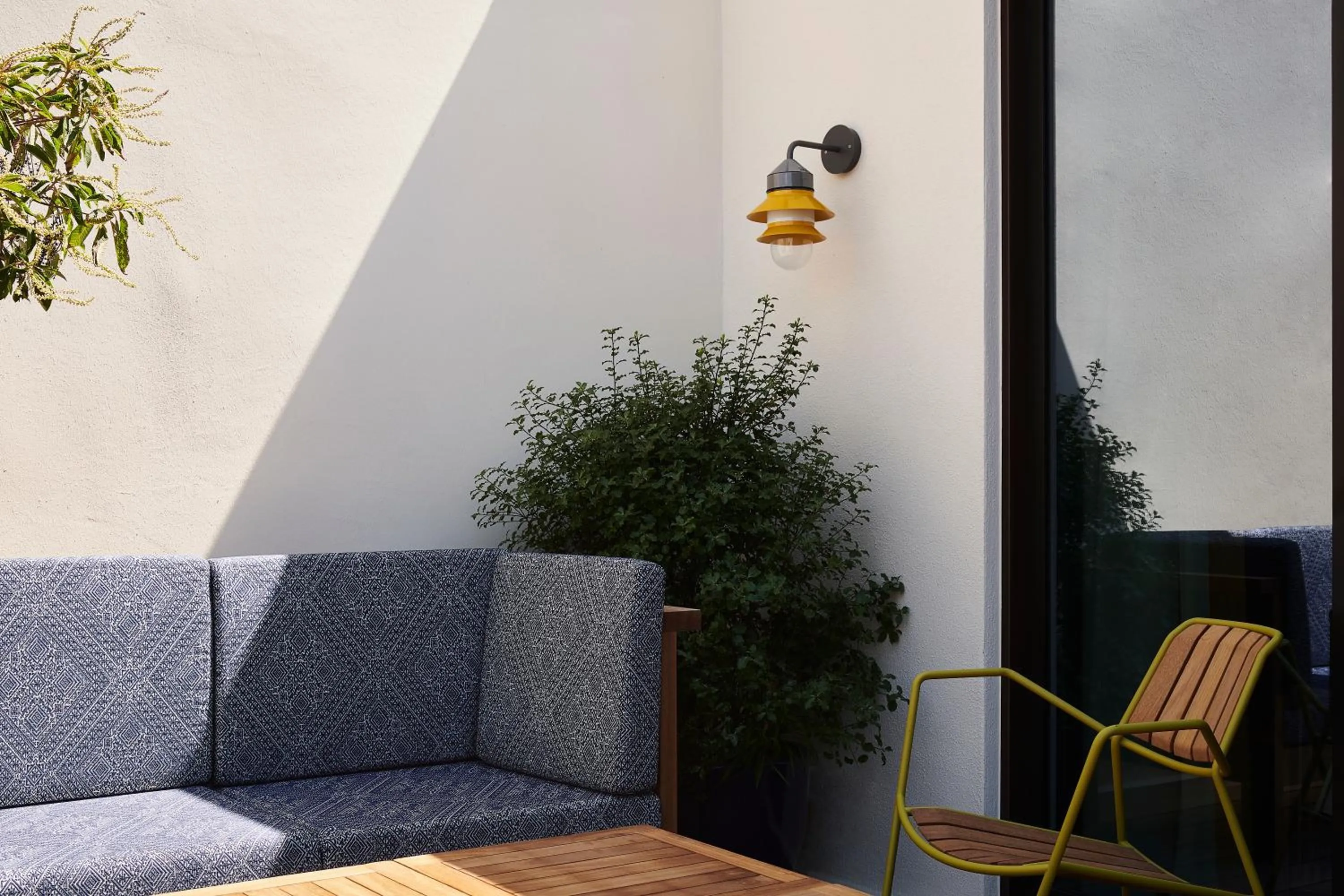 Patio in Hôtel Le Ballu