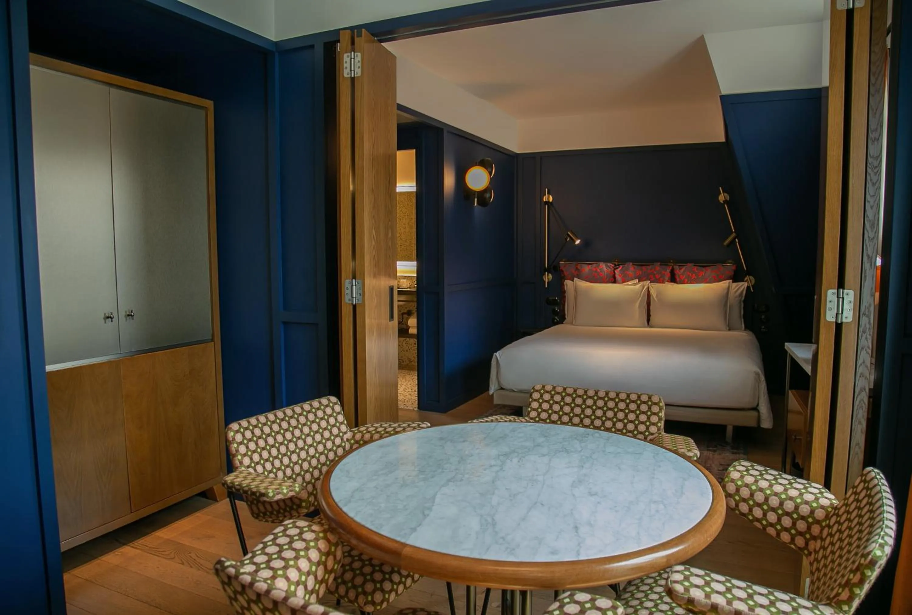 Photo of the whole room, Bed in Hôtel Le Ballu