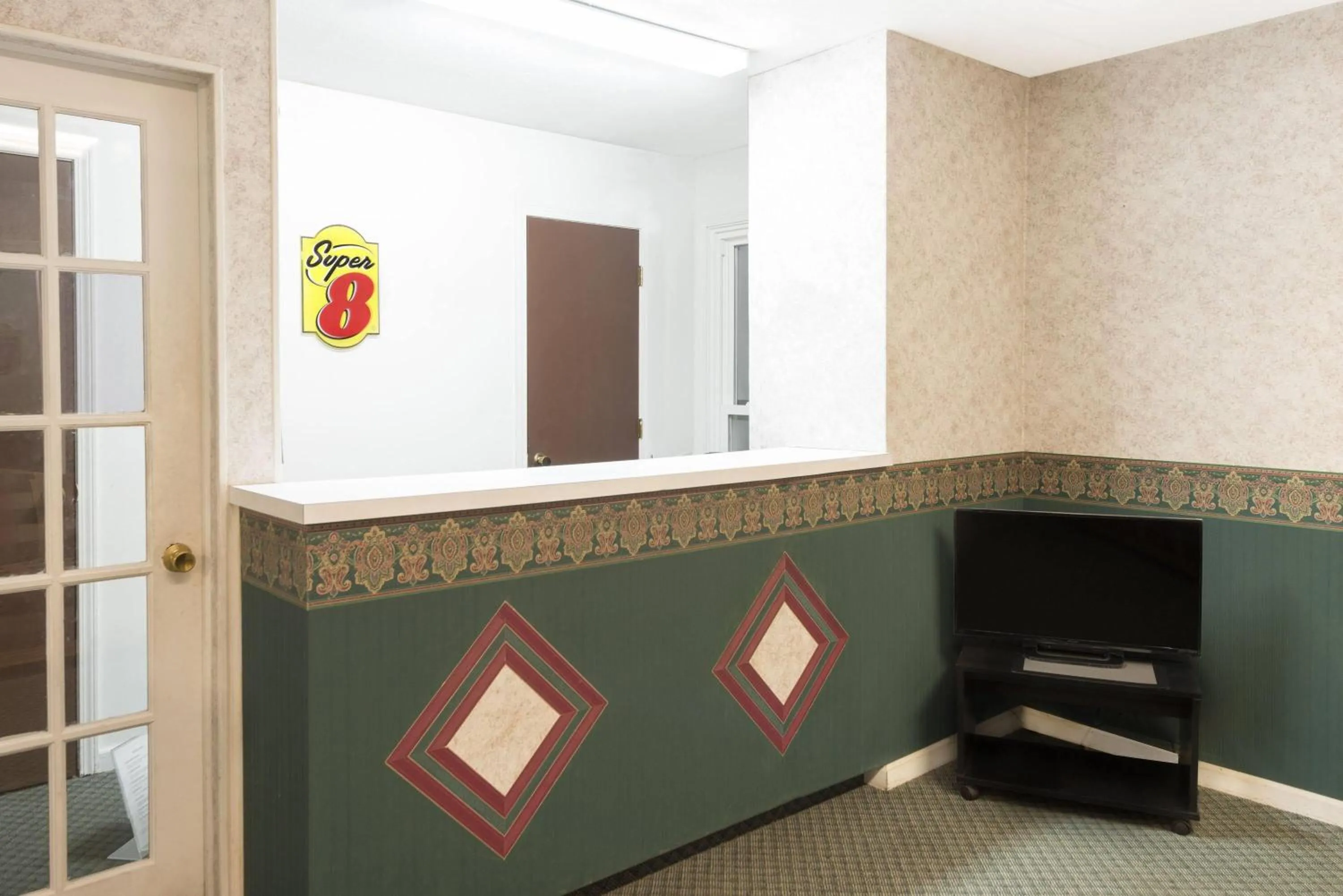 Lobby or reception in Super 8 by Wyndham Taylorville IL