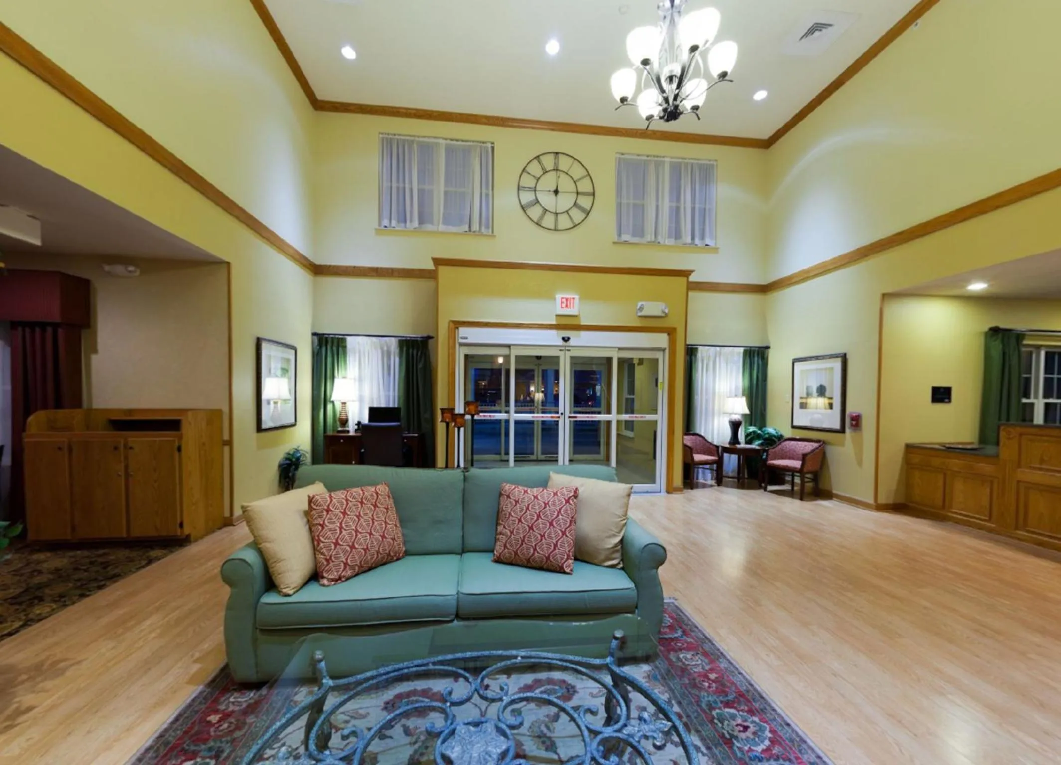 Lobby or reception in Country Inn & Suites by Radisson, Rock Falls, IL