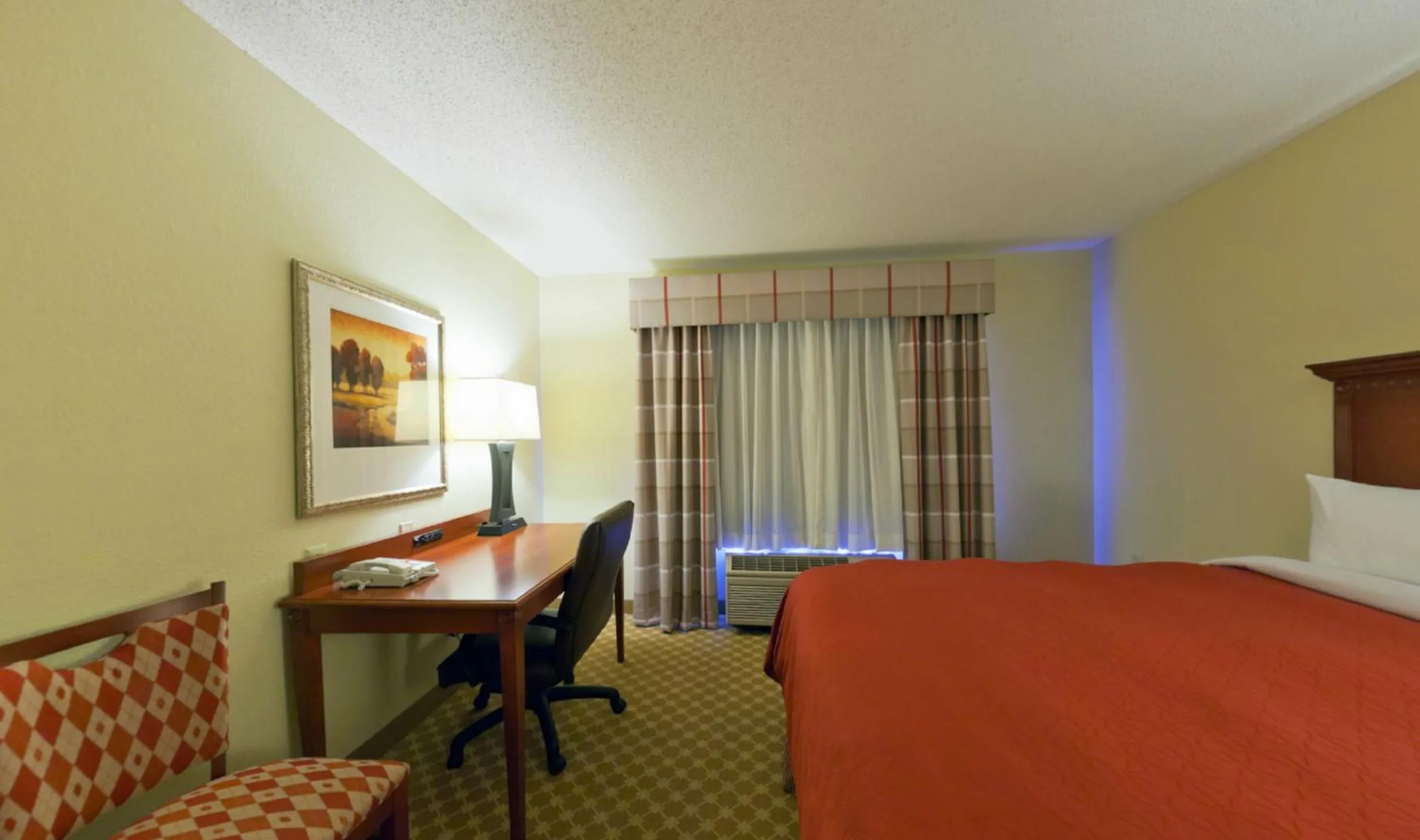 Bed in Country Inn & Suites by Radisson, Rock Falls, IL
