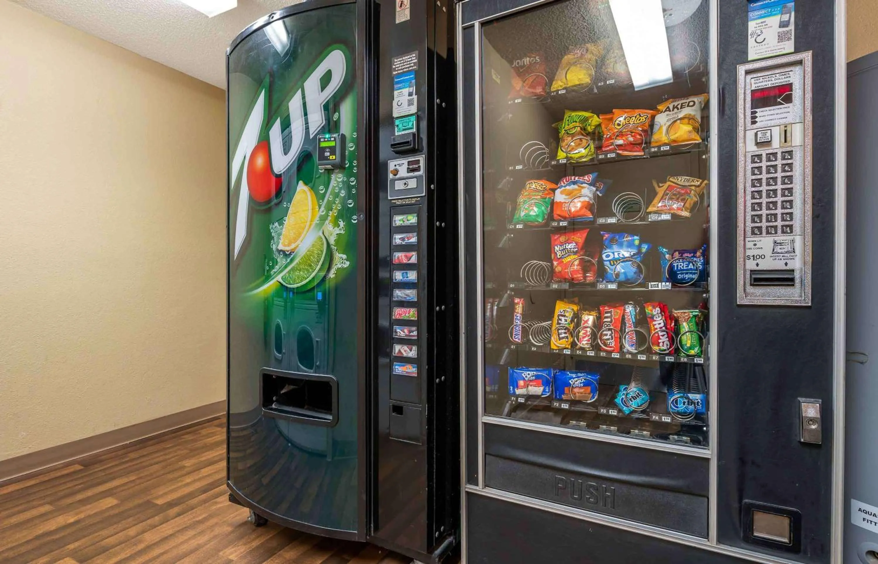 Property building in MainStay Suites Indianapolis Northwest - College Parks