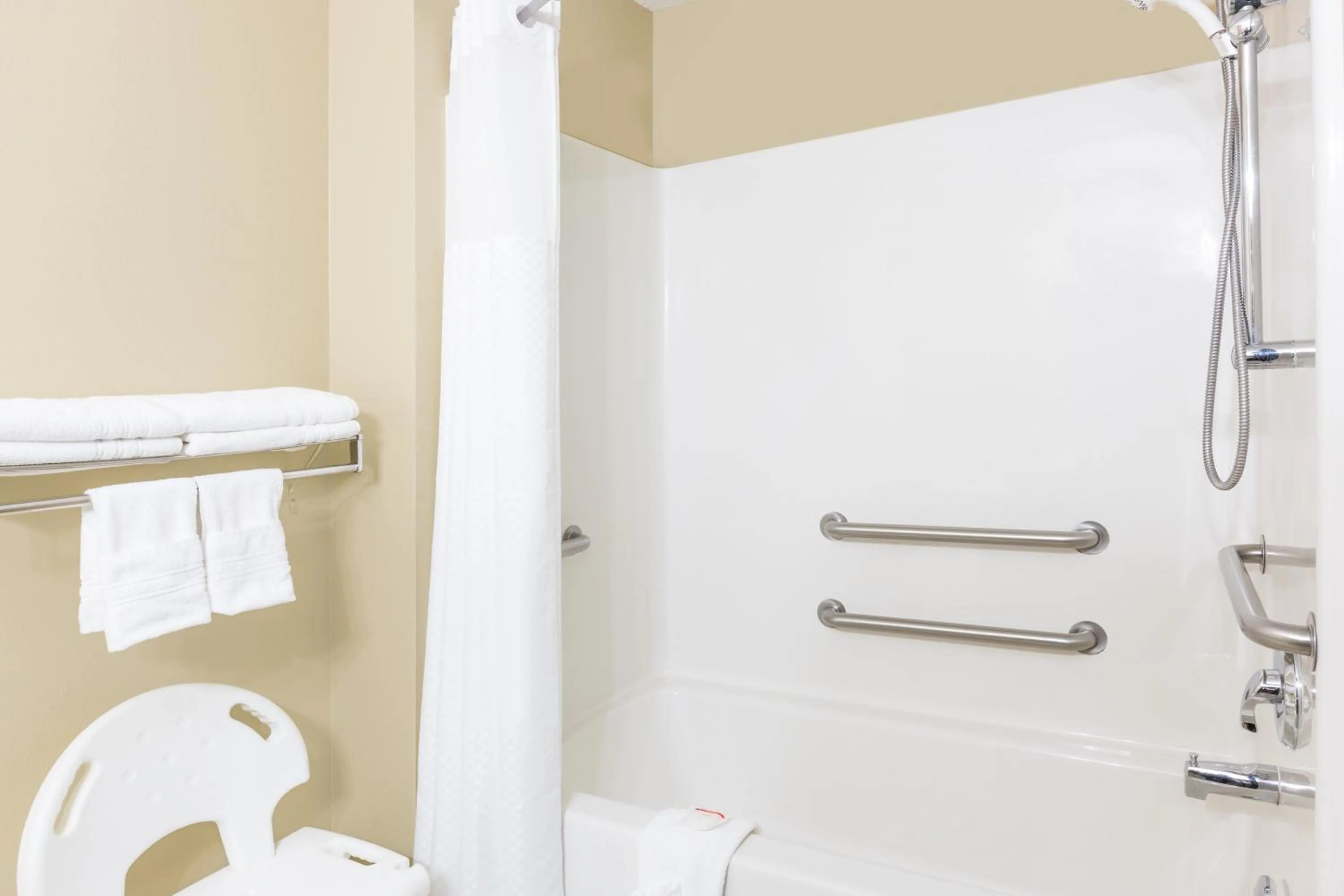 Bathroom in Super 8 by Wyndham Sioux Falls