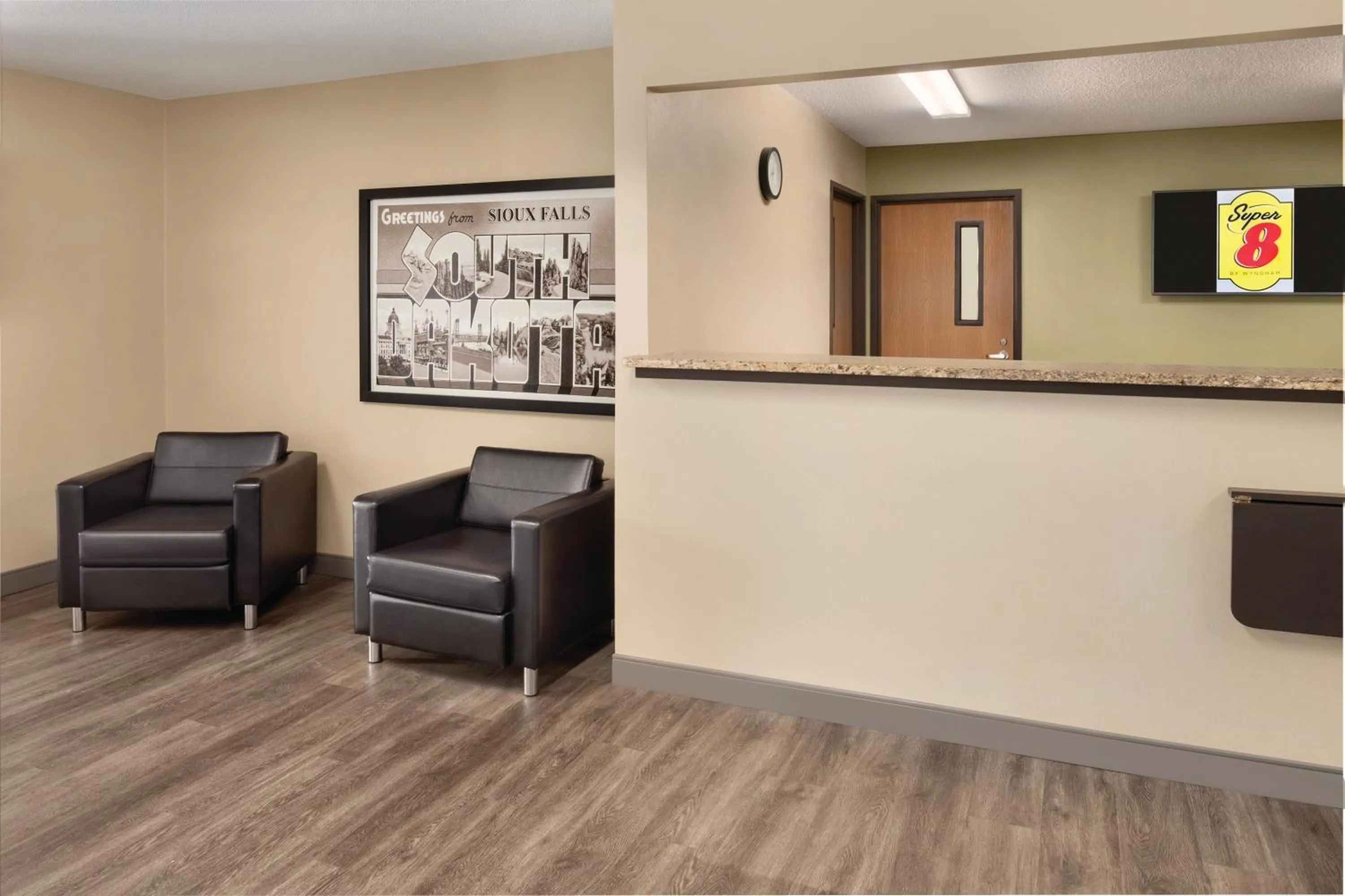 Super 8 by Wyndham Sioux Falls