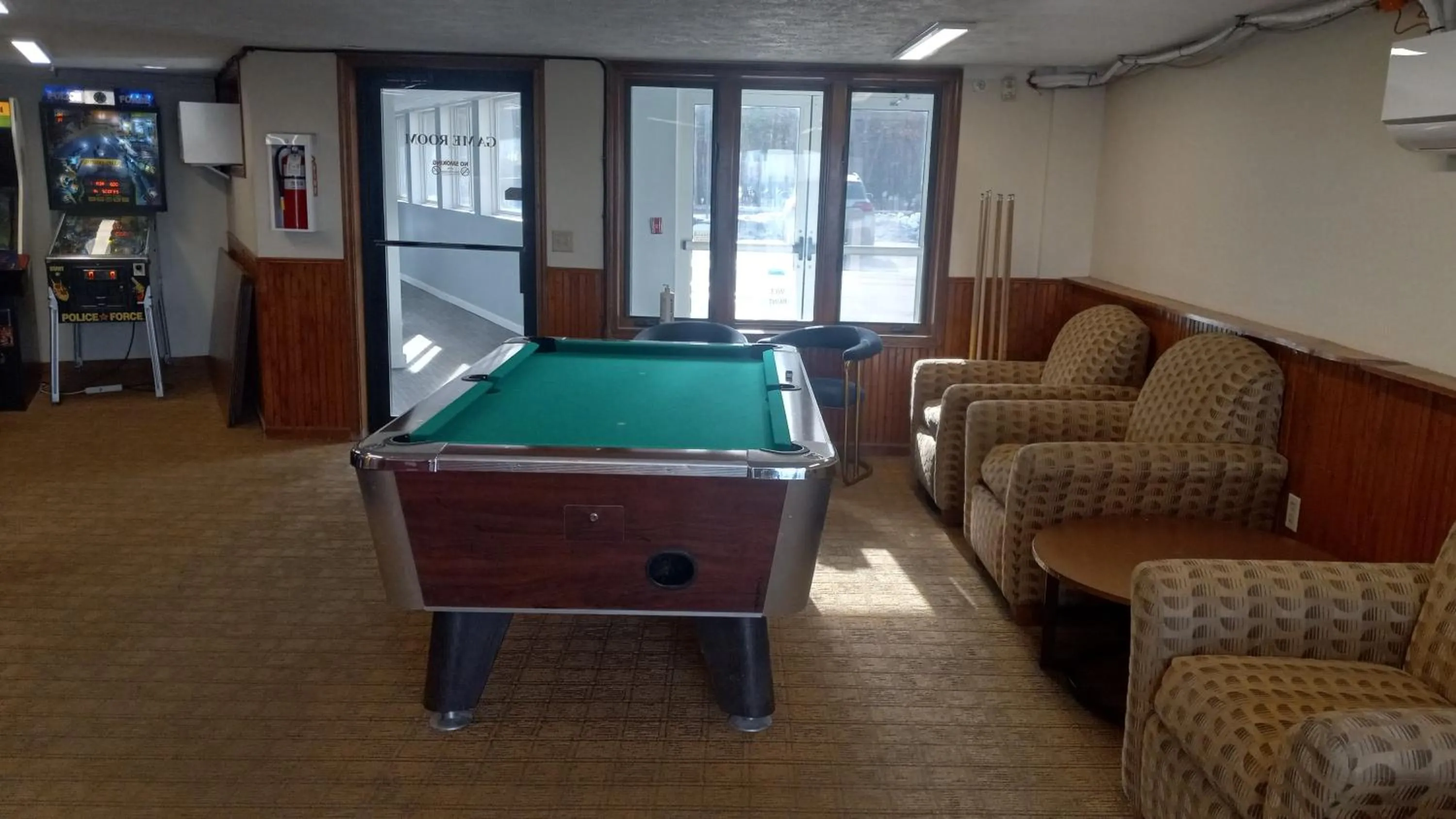 Game Room in Pinestead Reef Resort