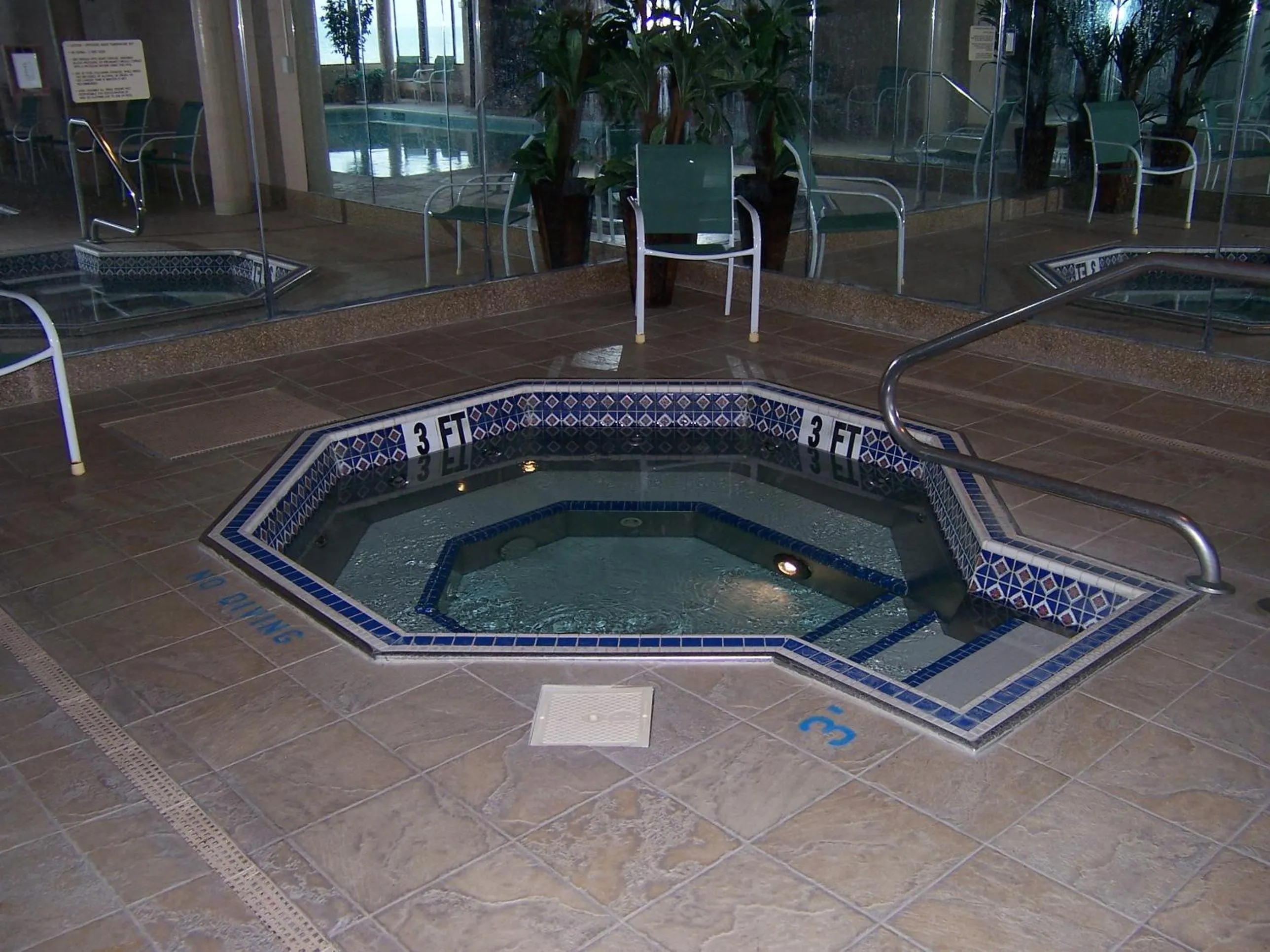 Hot Tub in Pinestead Reef Resort
