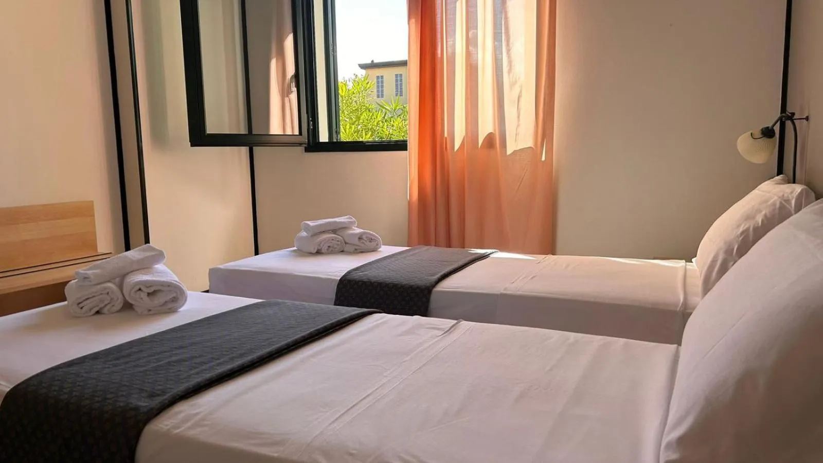 Bed in Hotel Gran Delta di ALBA-INVEST srl