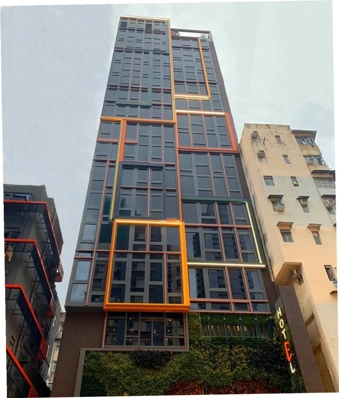 Property Building in E Hotel