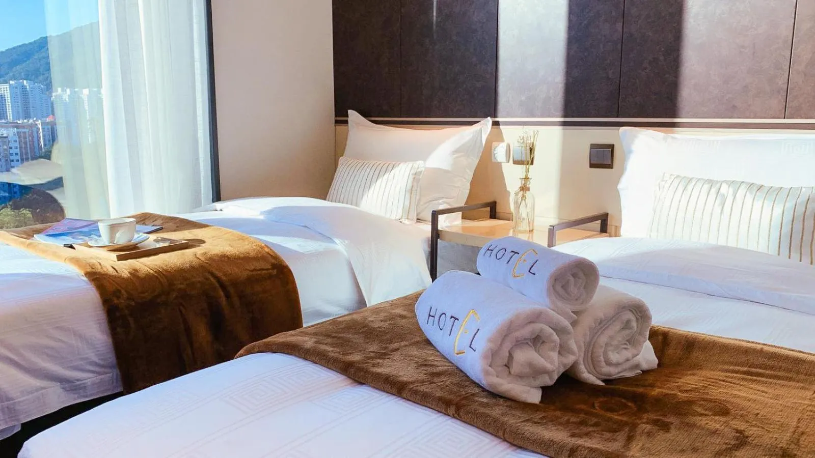 Photo of the whole room in E Hotel