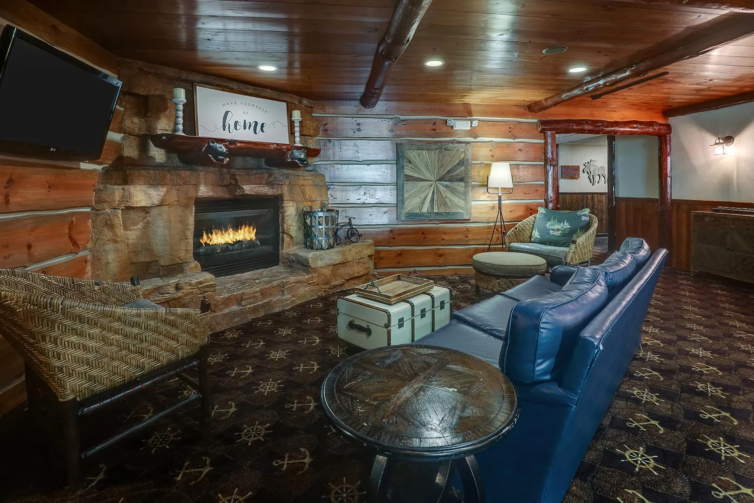 Seating area in Stoney Creek Hotel Peoria