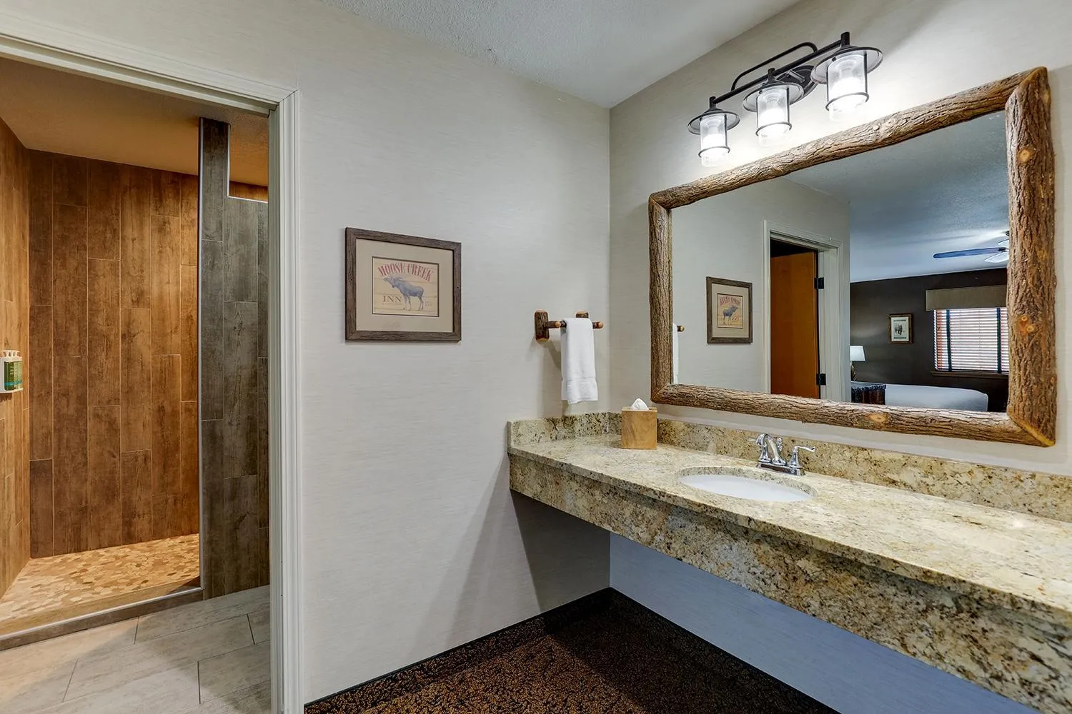 Shower in Stoney Creek Hotel Peoria