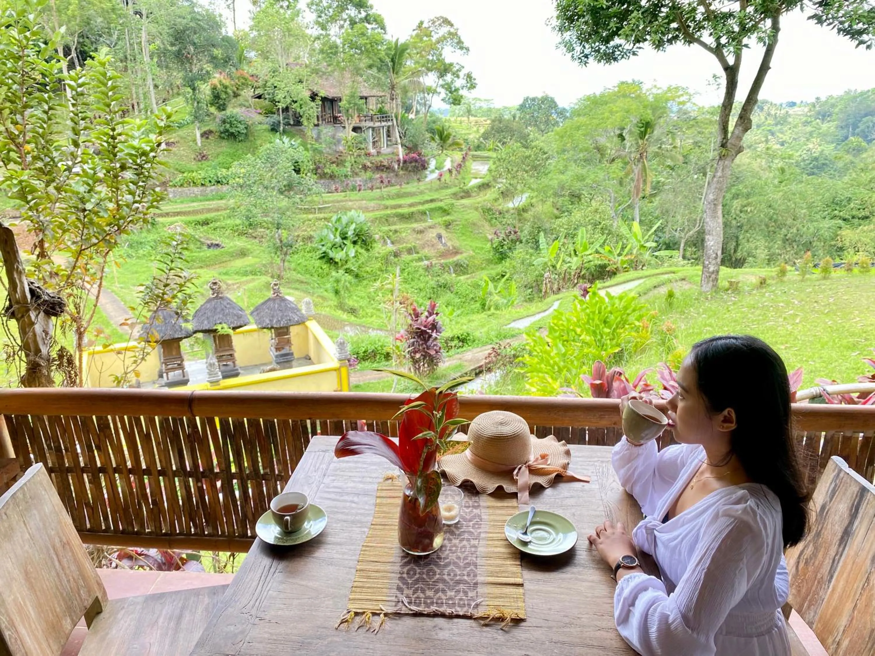 Restaurant/places to eat in Sang Tirta Resort