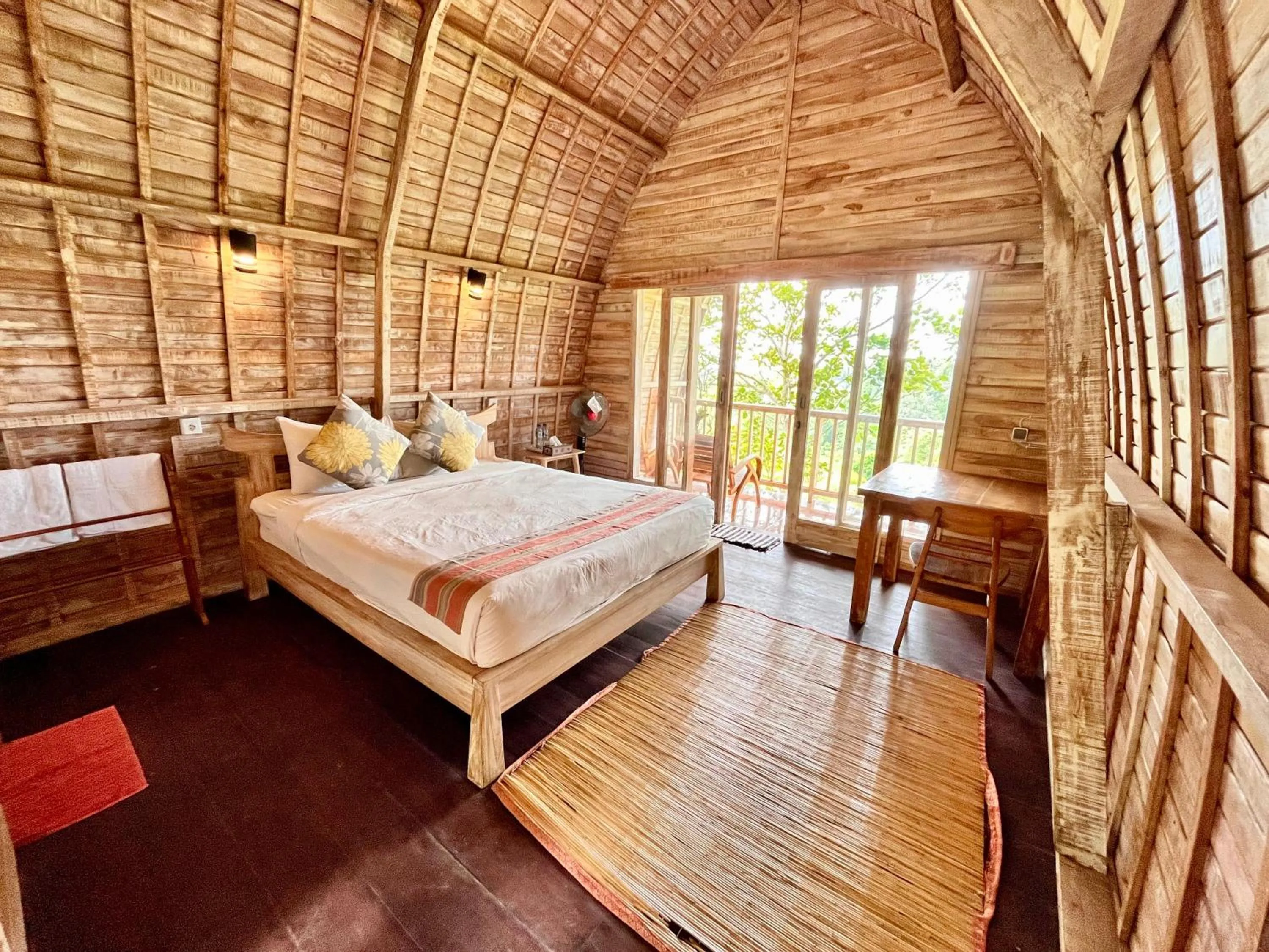 Photo of the whole room, Bed in Sang Tirta Resort