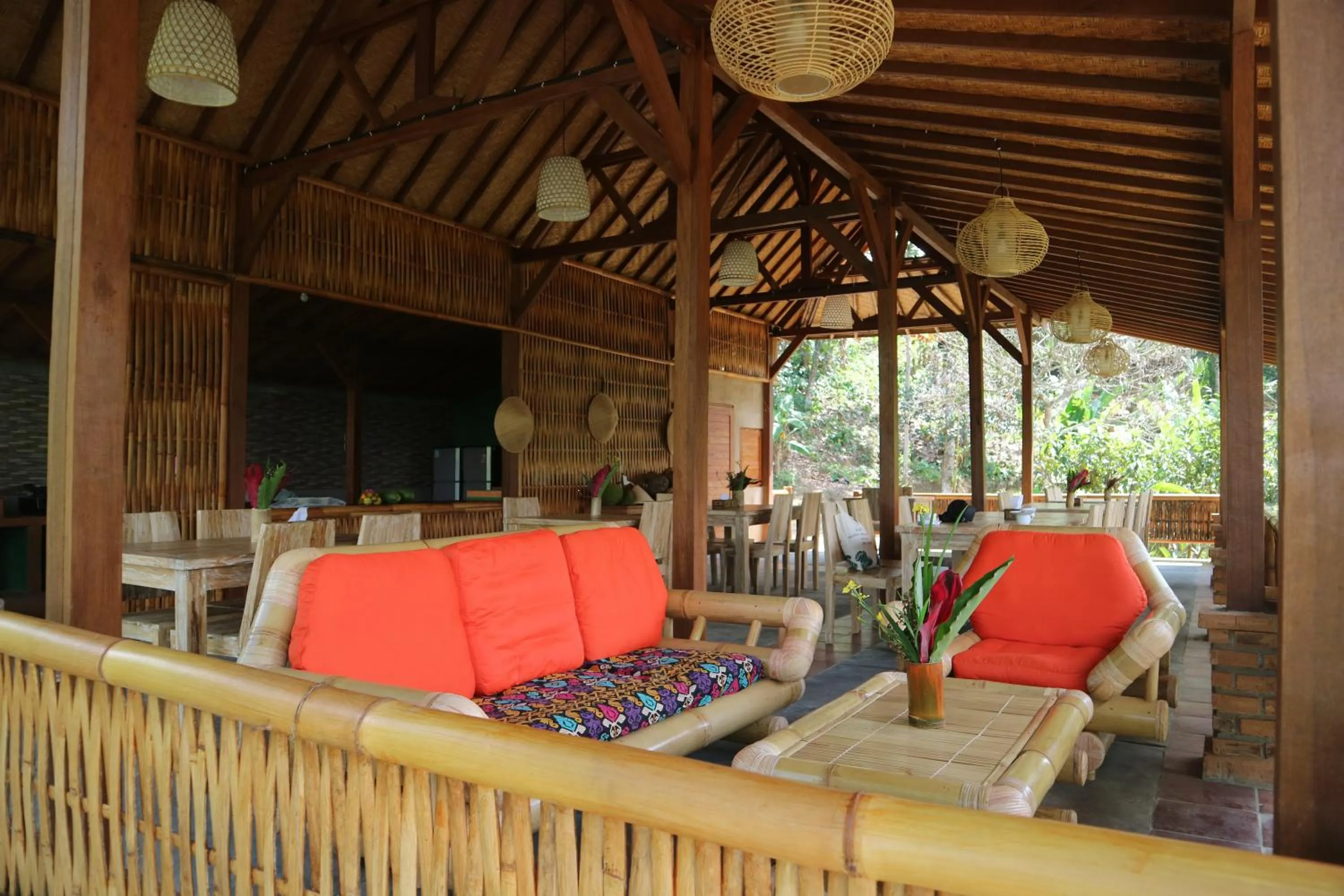 Restaurant/places to eat in Sang Tirta Resort