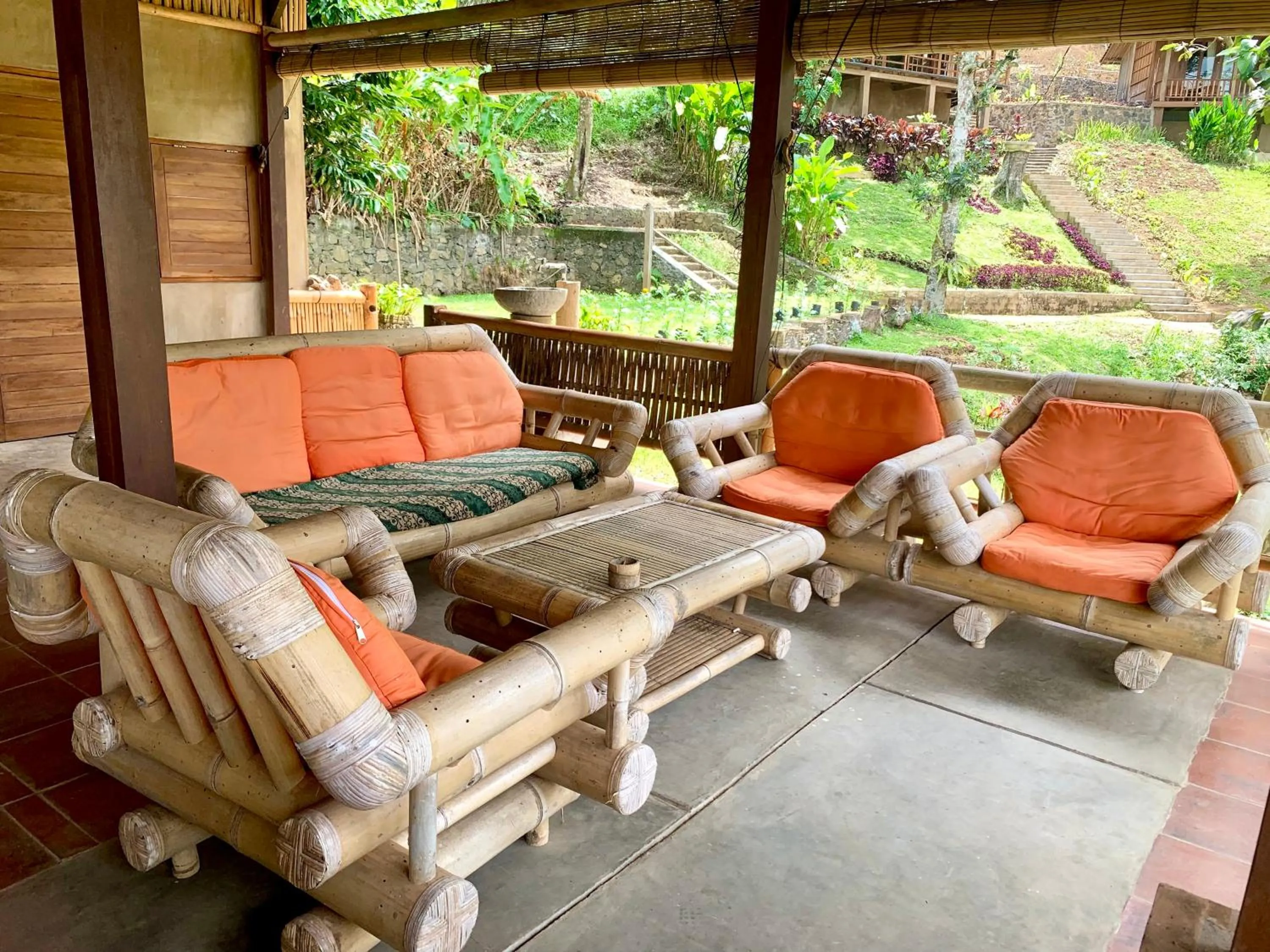 Restaurant/places to eat in Sang Tirta Resort