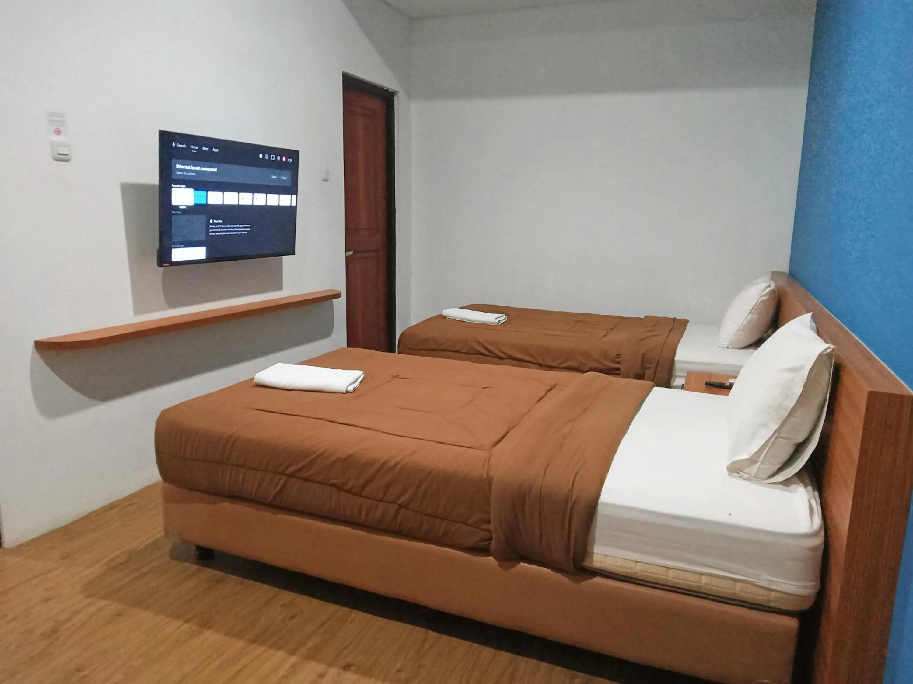 Bed in Jatiluhur Valley Resort
