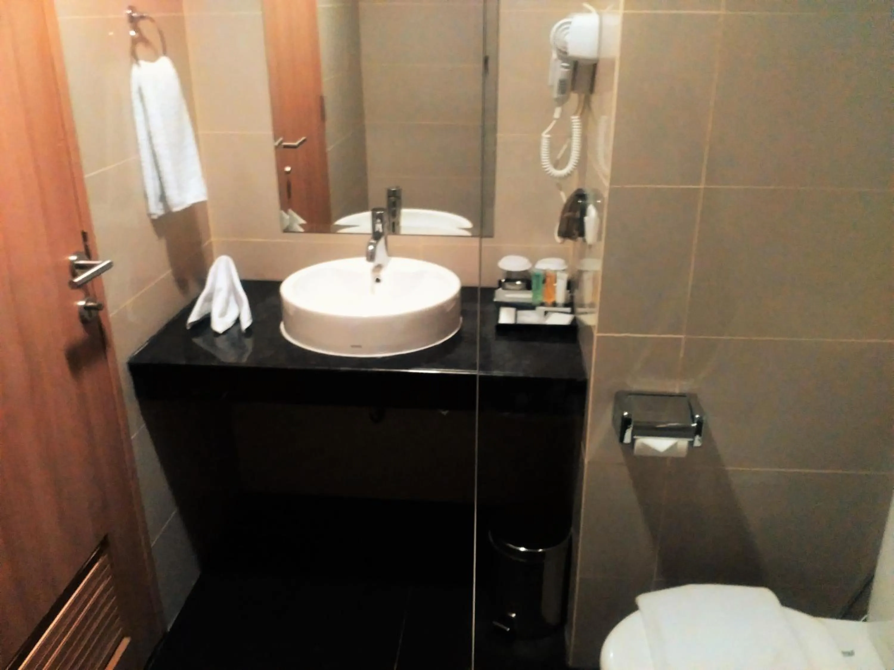 Toilet in Jatiluhur Valley Resort