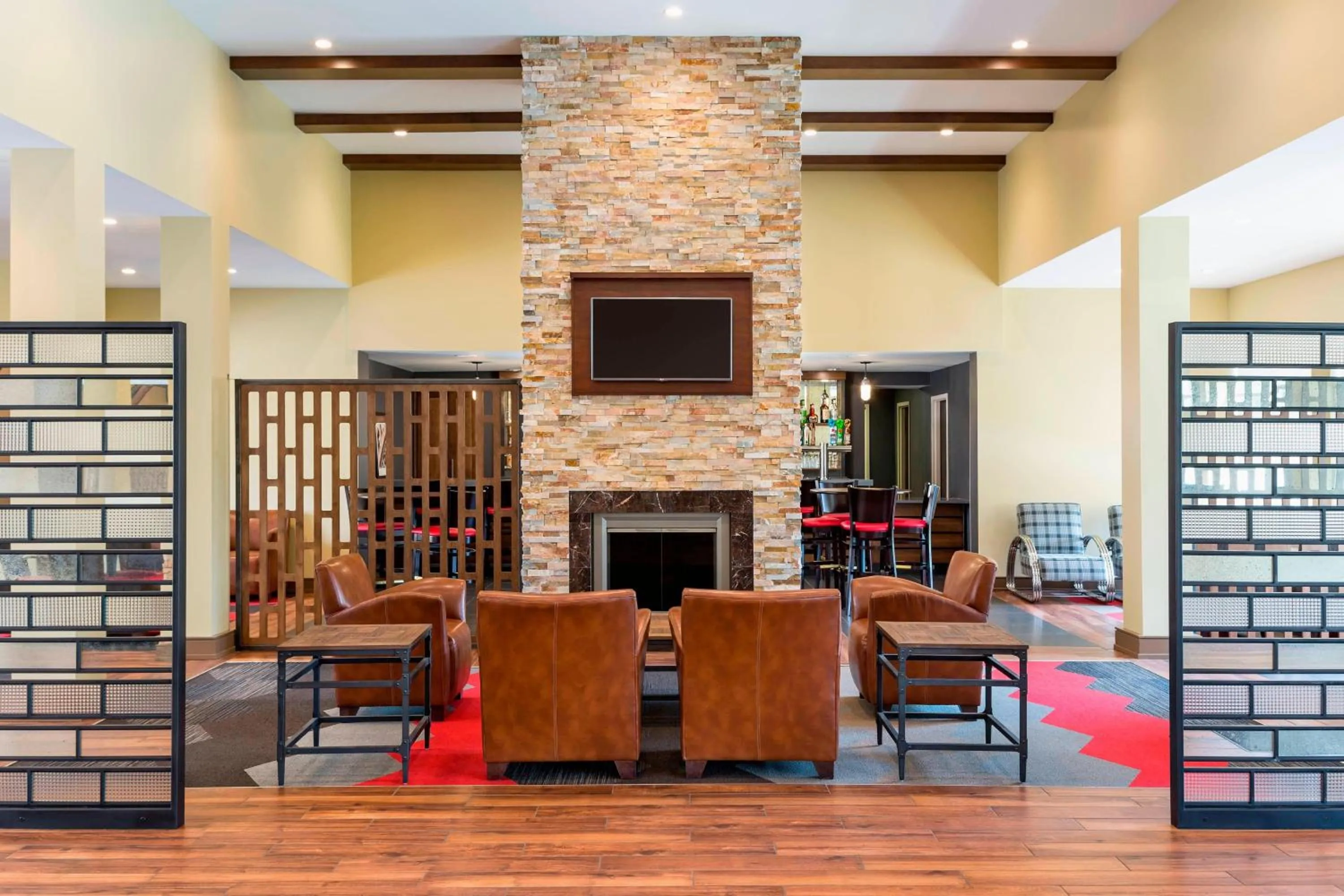 Lobby or reception in Four Points by Sheraton Buffalo Grove
