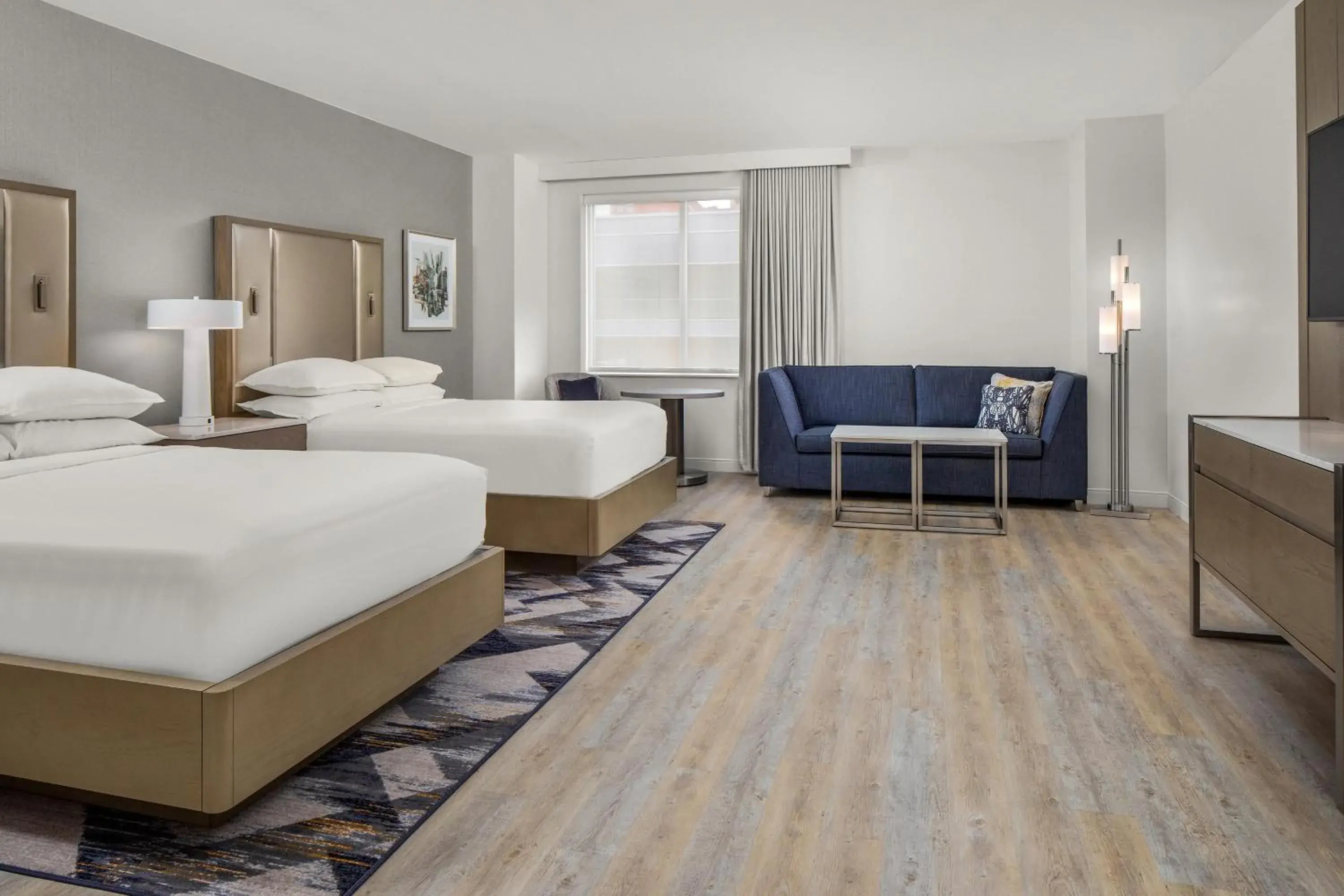 Guest room, 2 Double, Sofa bed in Sheraton Duluth Hotel Guest room, 2 Double, Sofa bed in Sheraton Duluth Hotel