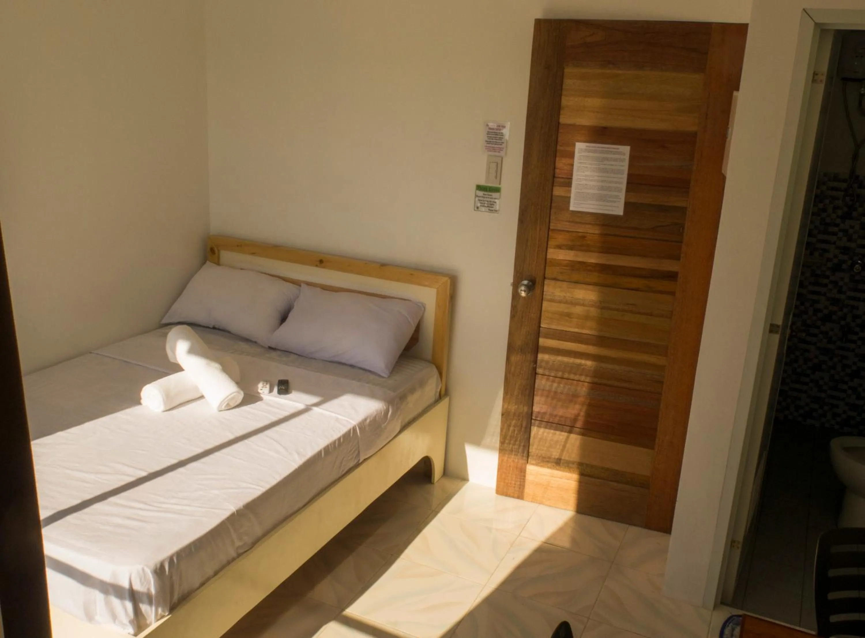 Bed in Cool Stay Inn