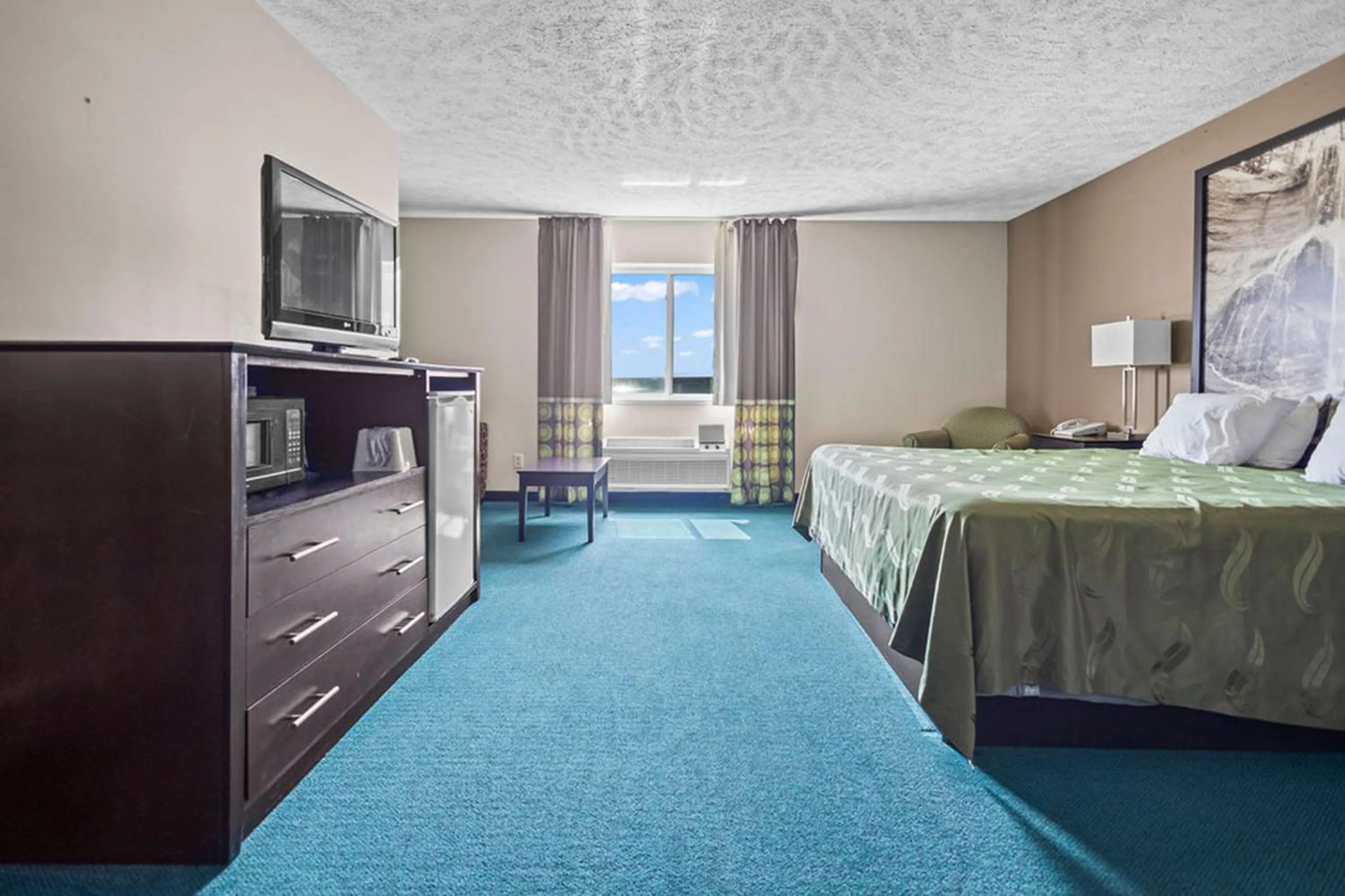 Bedroom, Bed in Burgundy Inn & Suites By OYO El Paso