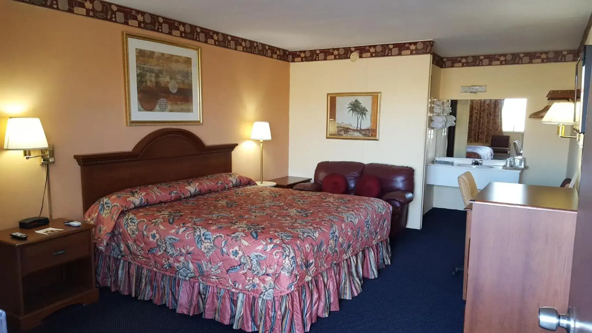 Standard King Room - Non-Smoking in Innkeeper Motel Hamel Standard King Room - Non-Smoking in Innkeeper Motel Hamel