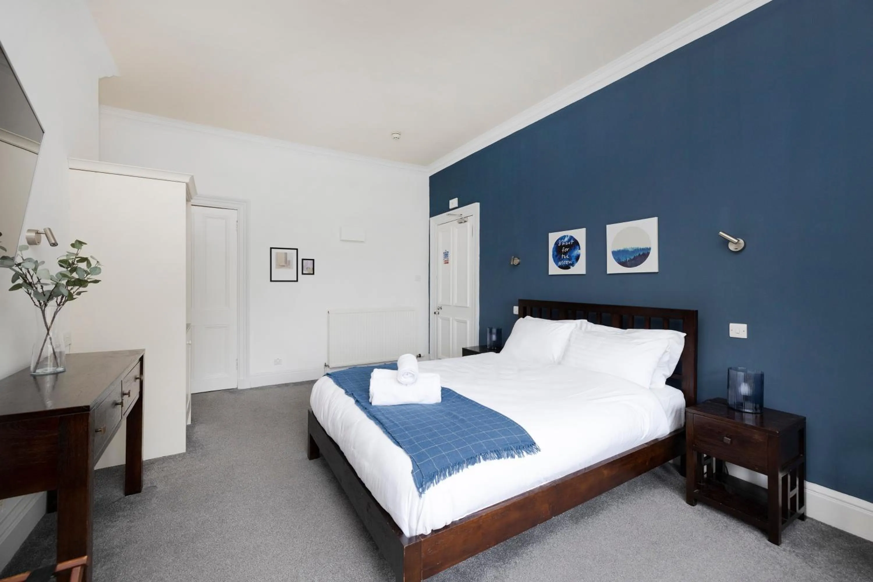 Bed in JOIVY Haymarket