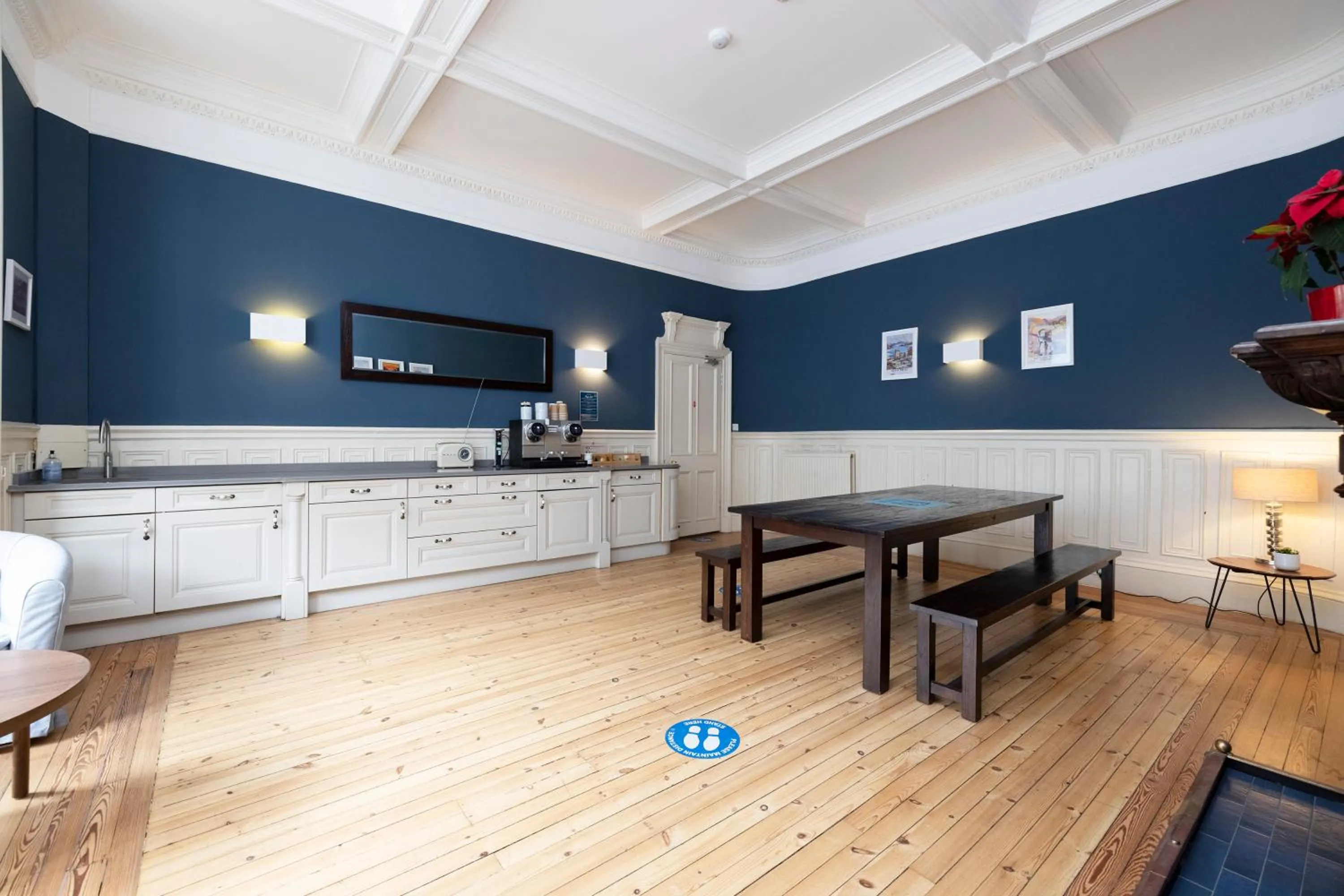 Dining area in JOIVY Haymarket