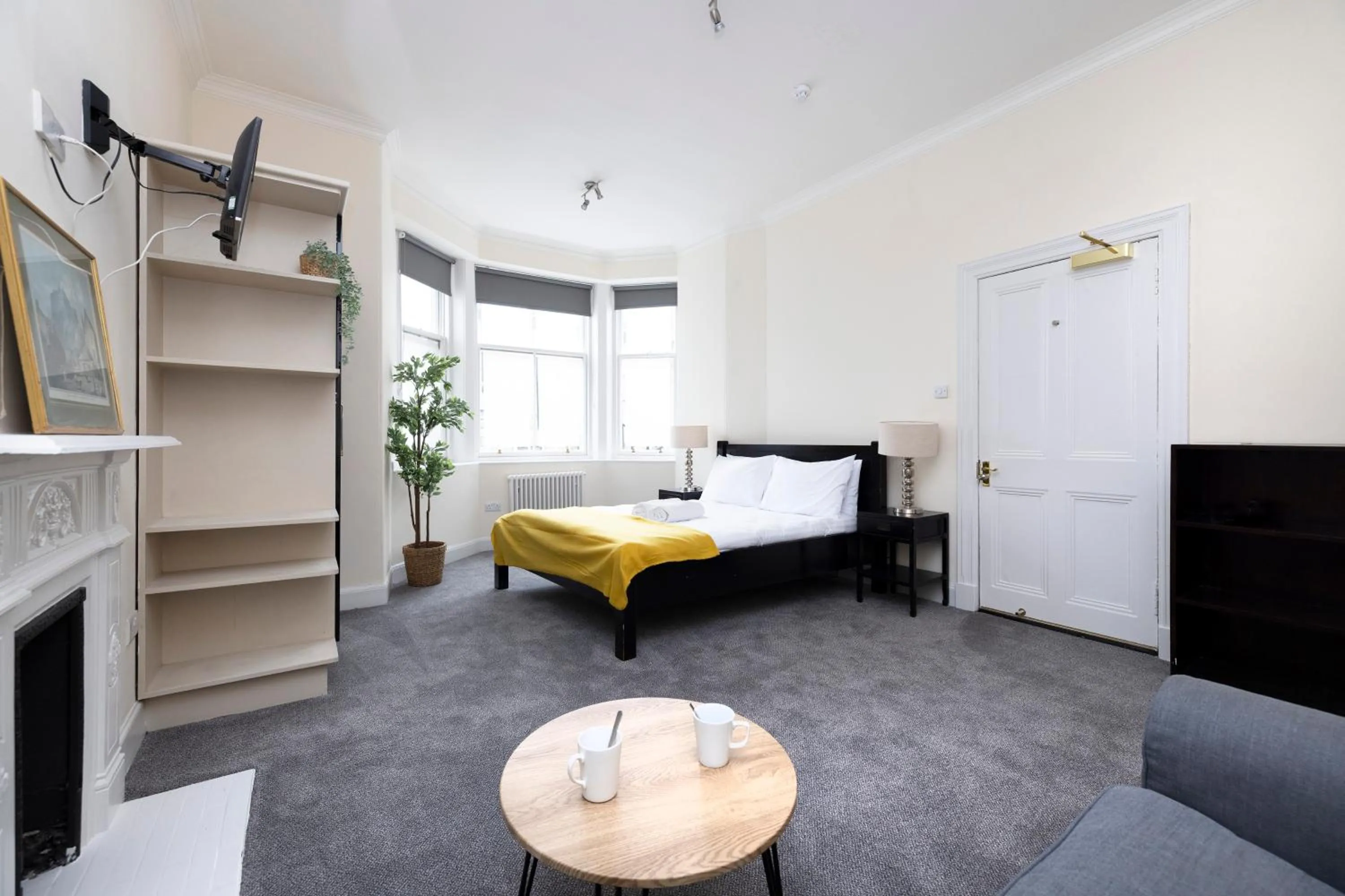 Bed in JOIVY Haymarket