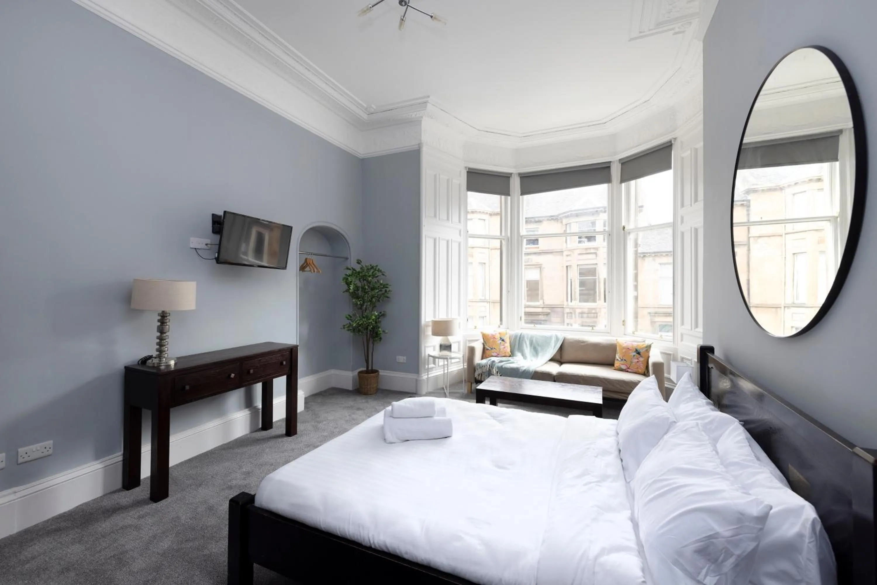 Bed in JOIVY Haymarket