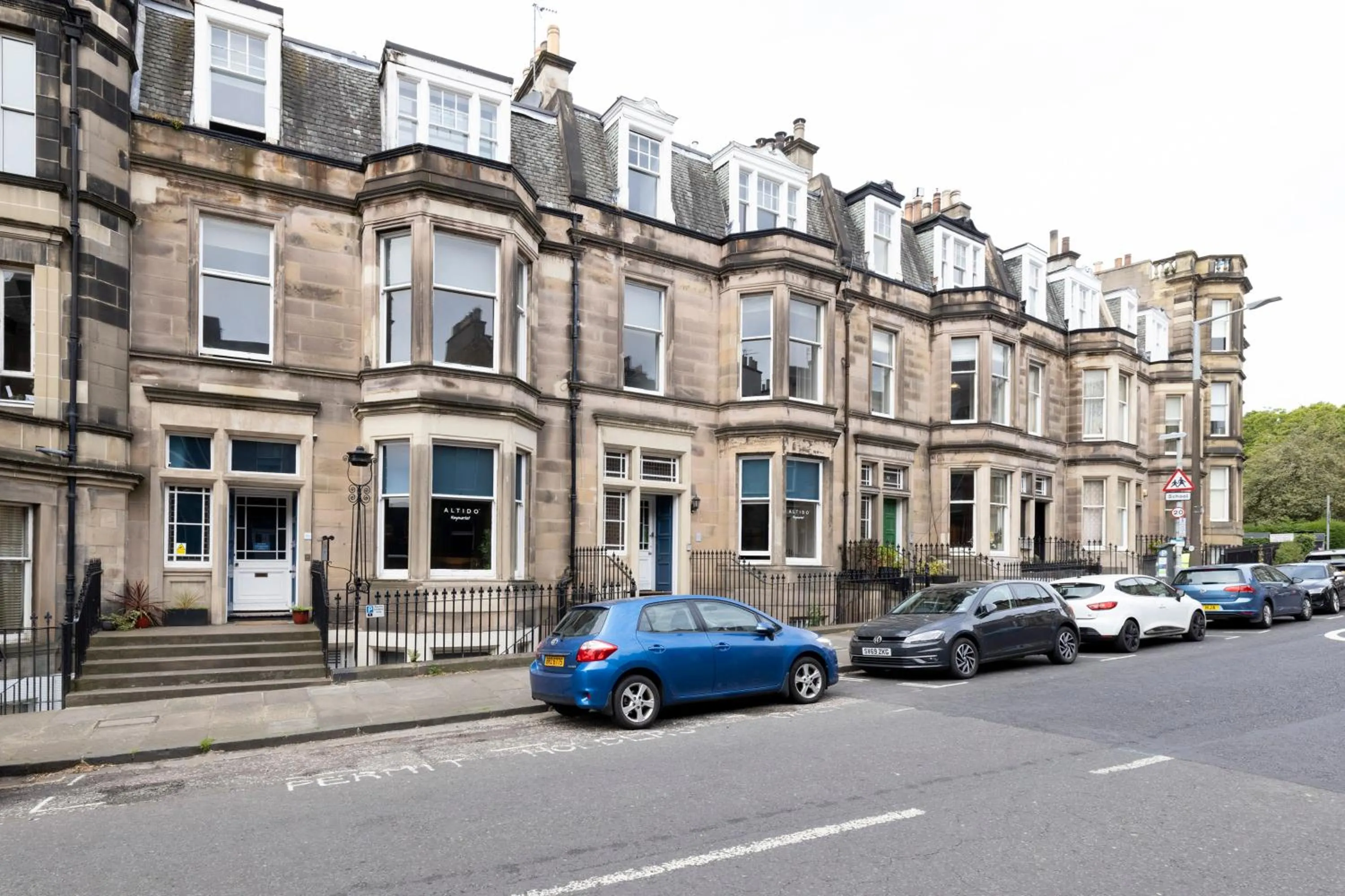 Property building in JOIVY Haymarket