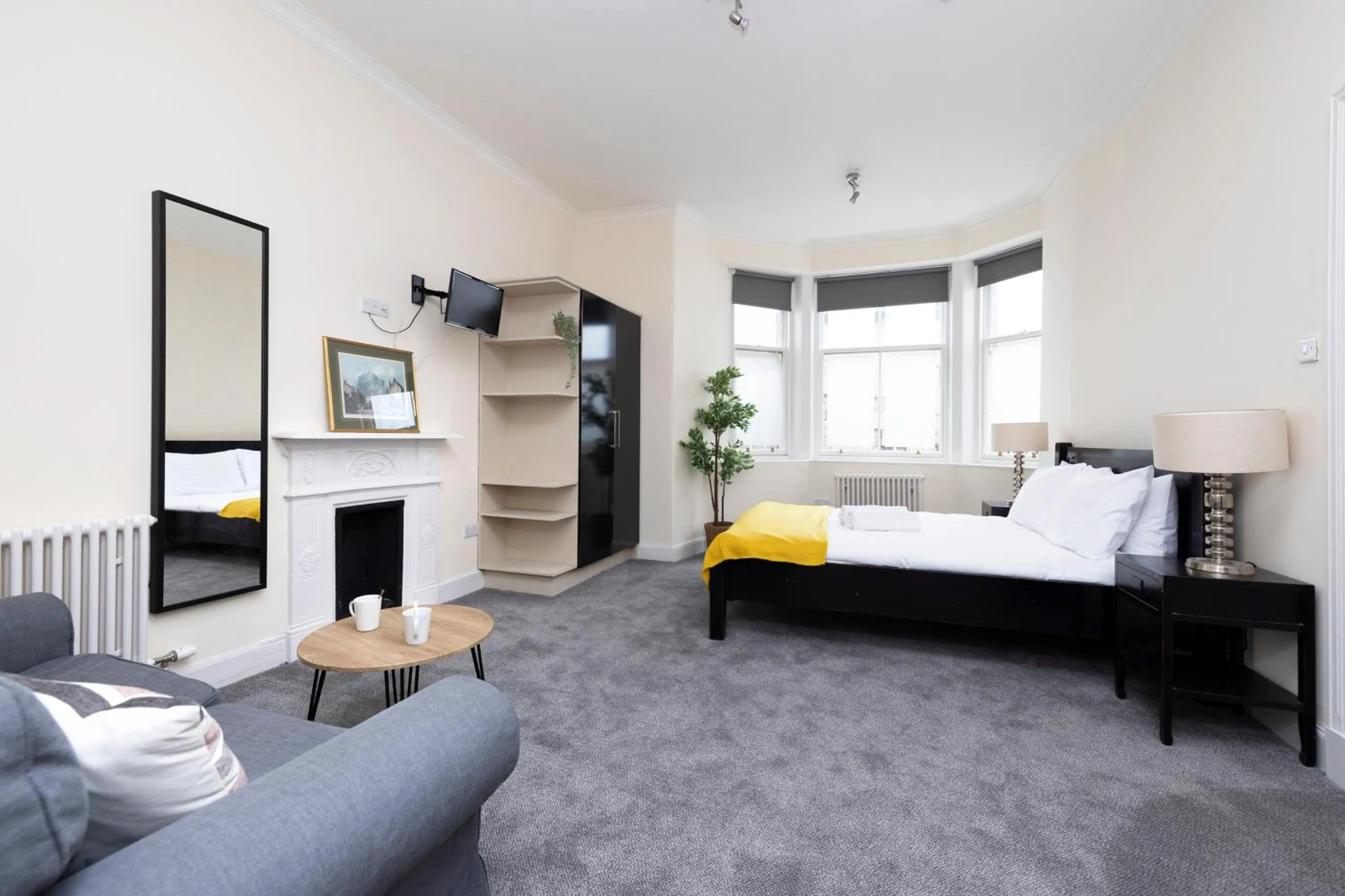 Bed in JOIVY Haymarket