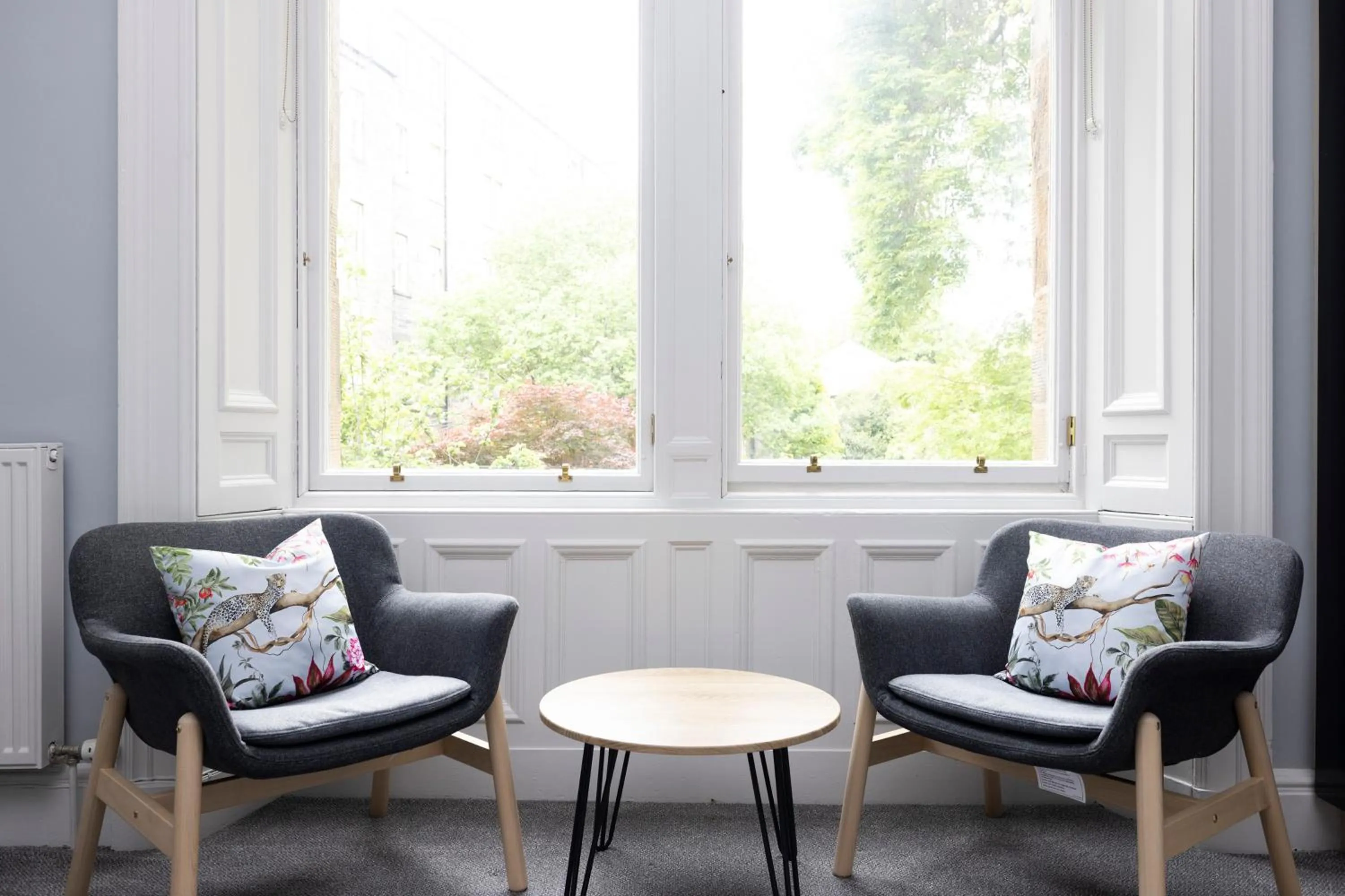 Seating area in JOIVY Haymarket