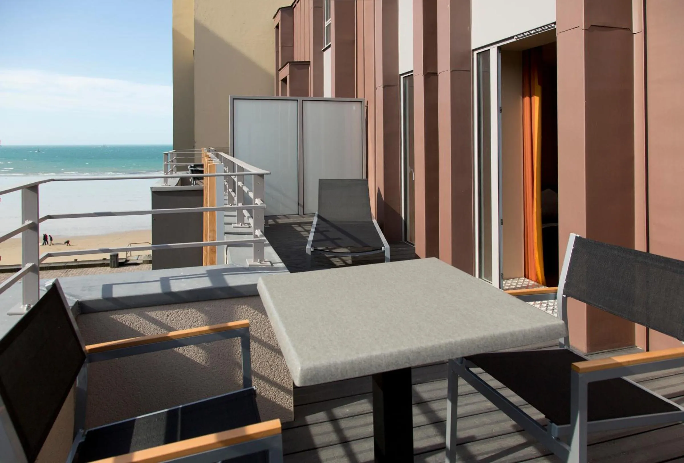 Balcony/Terrace in Hôtel L'Adresse - Entièrement rénové