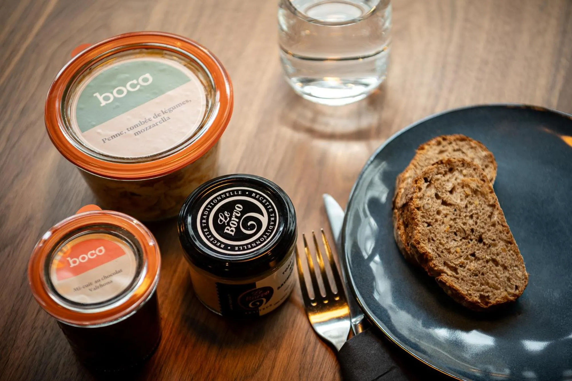 Food and drinks in Hôtel L'Adresse - Entièrement rénové