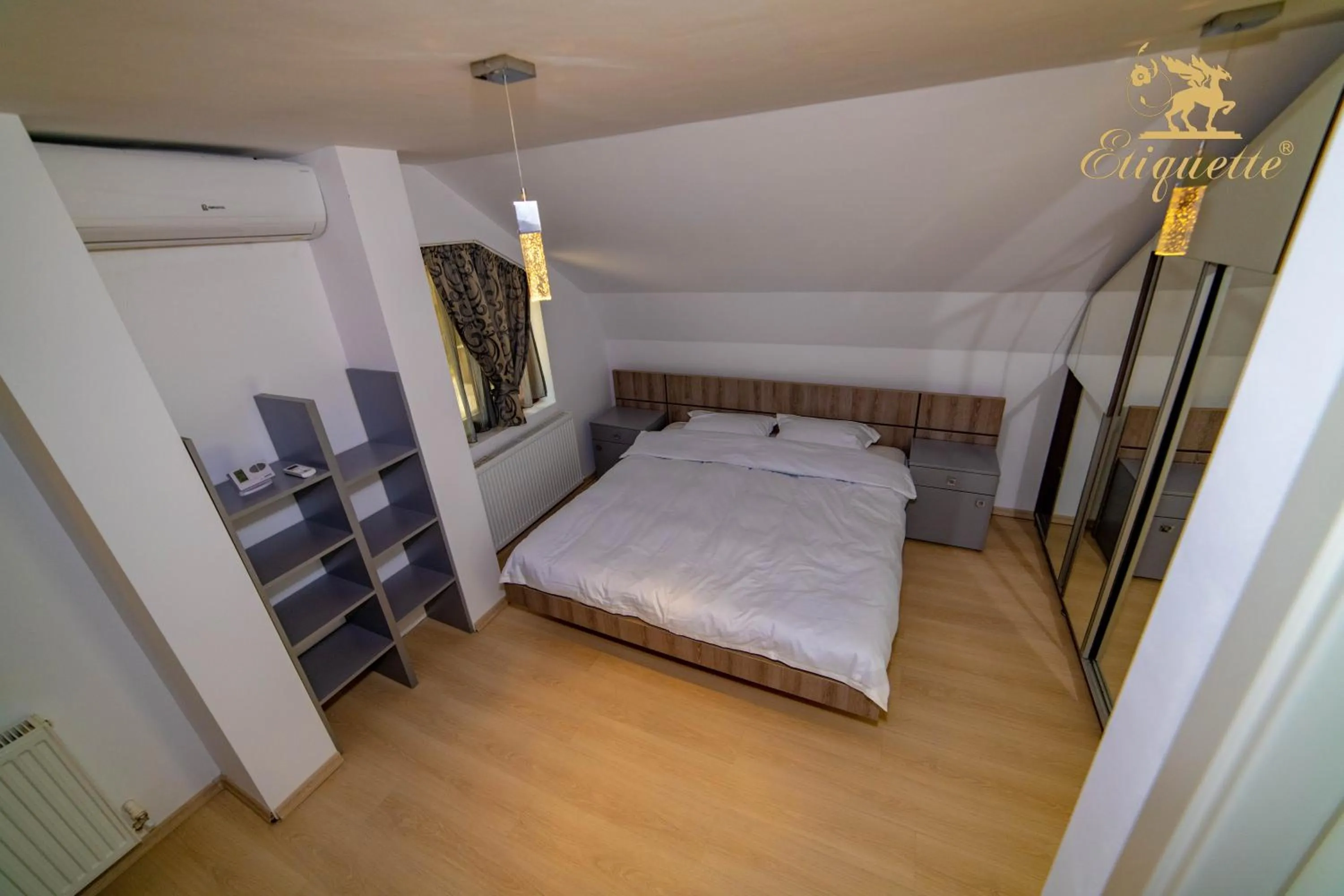 Bed in Villa Etiquette