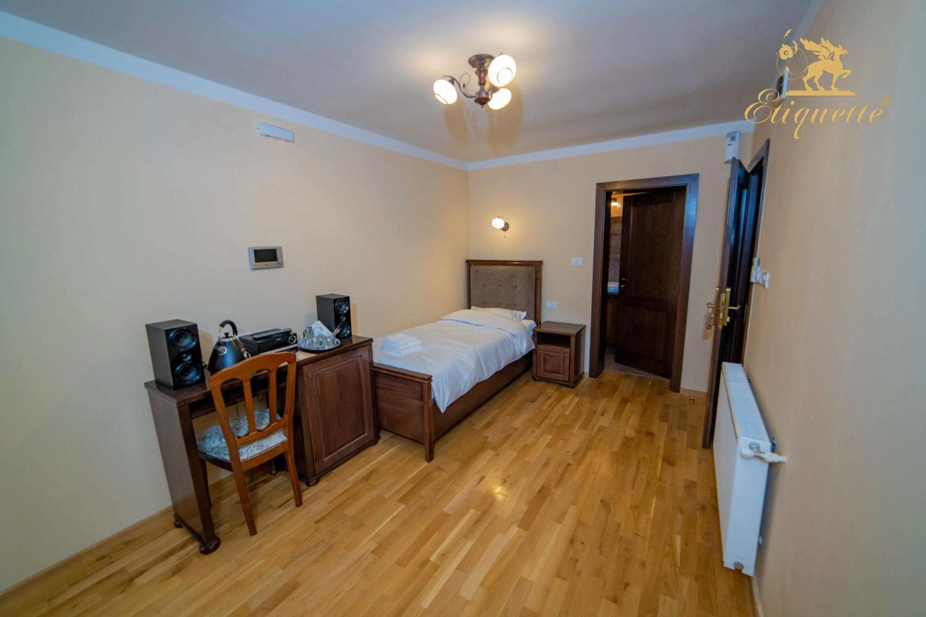 Bed in Villa Etiquette