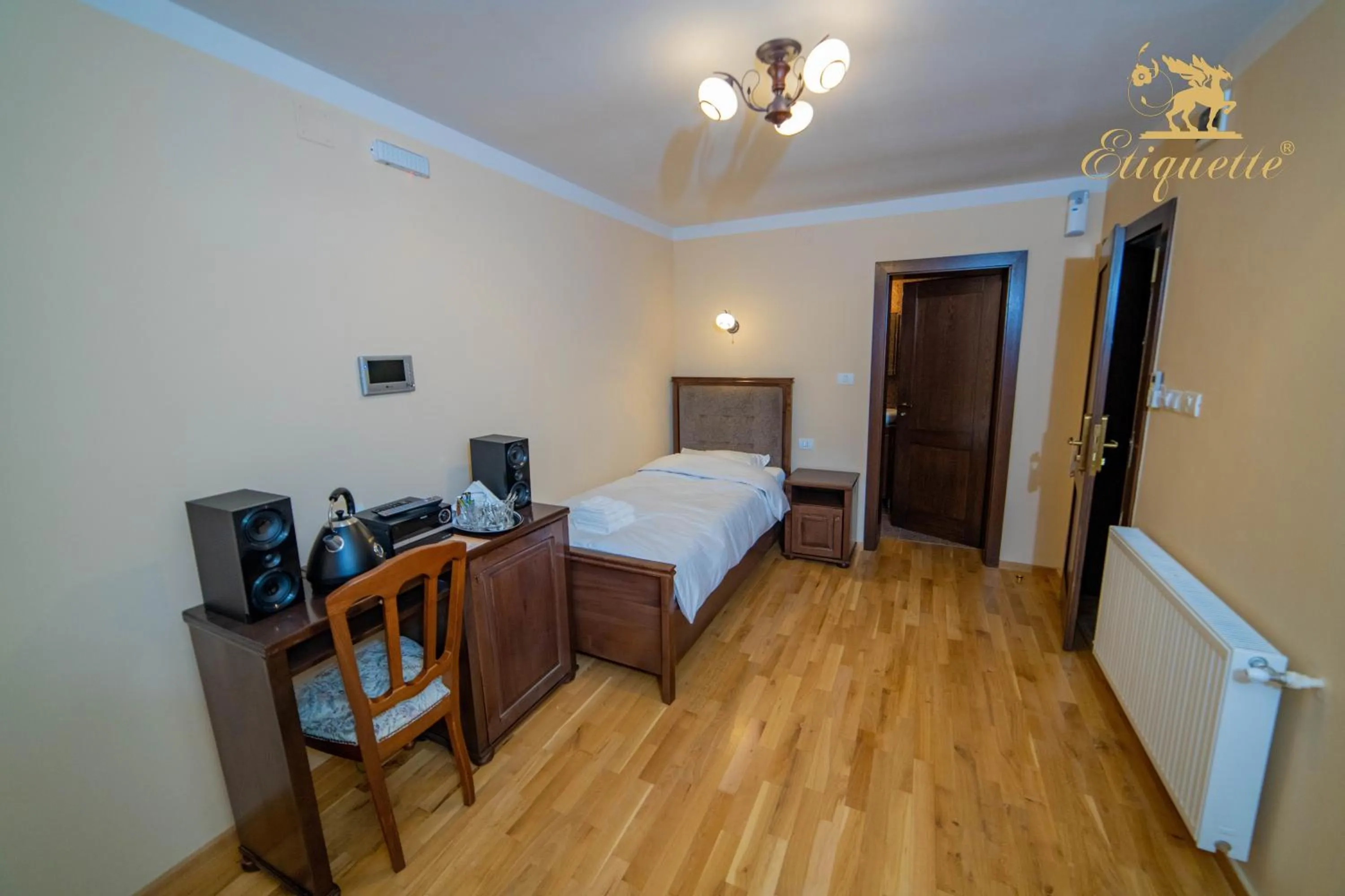 Bed in Villa Etiquette