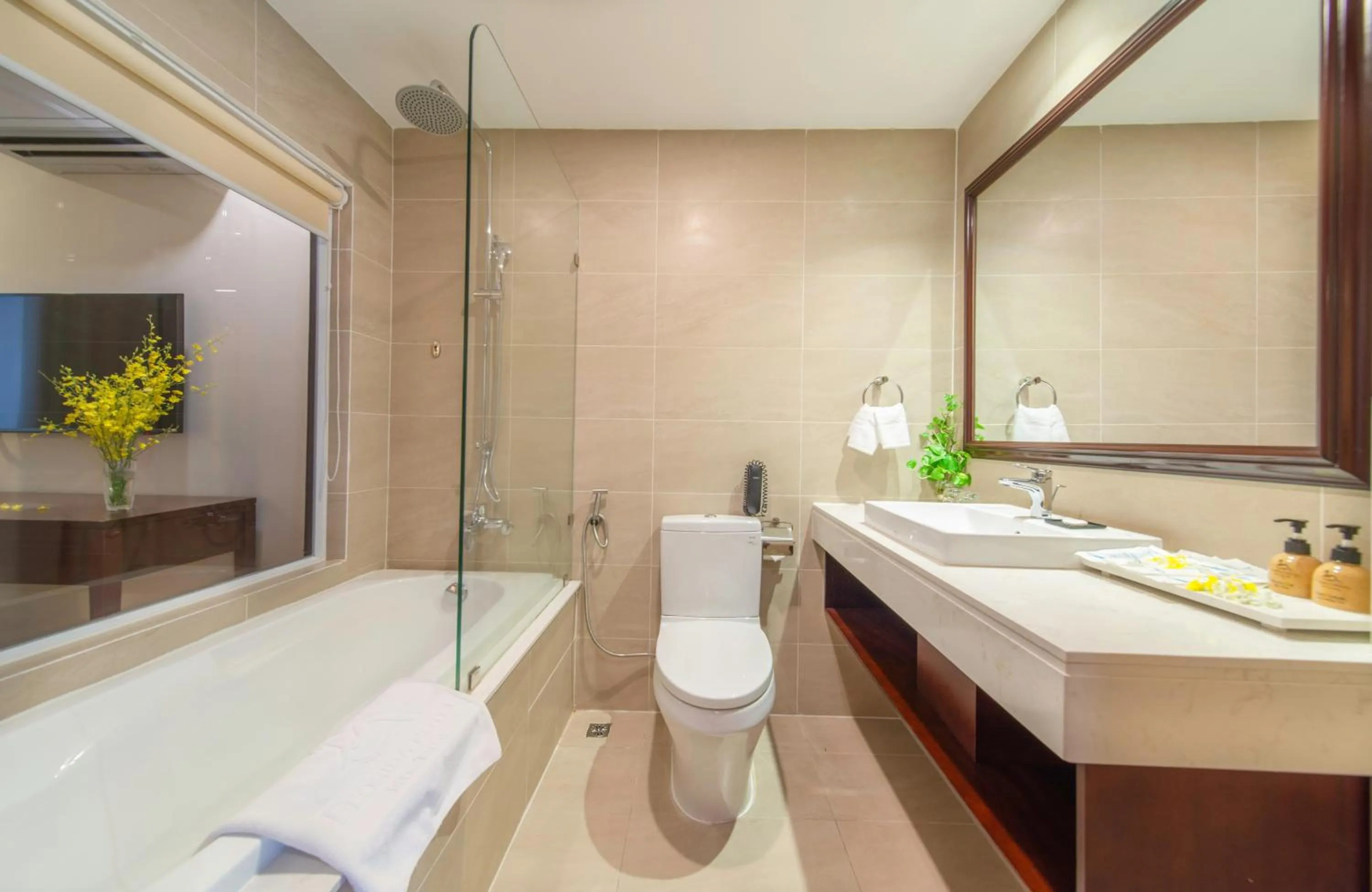 Shower in Florida Hotel