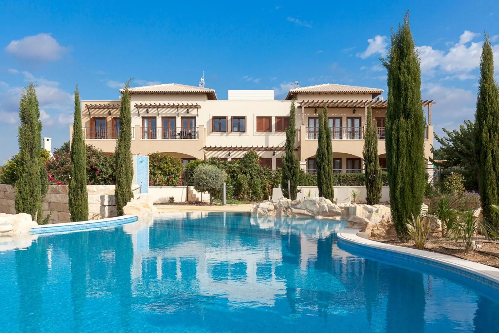 Swimming pool in Aphrodite Hills Rentals - Premium Serviced Apartments