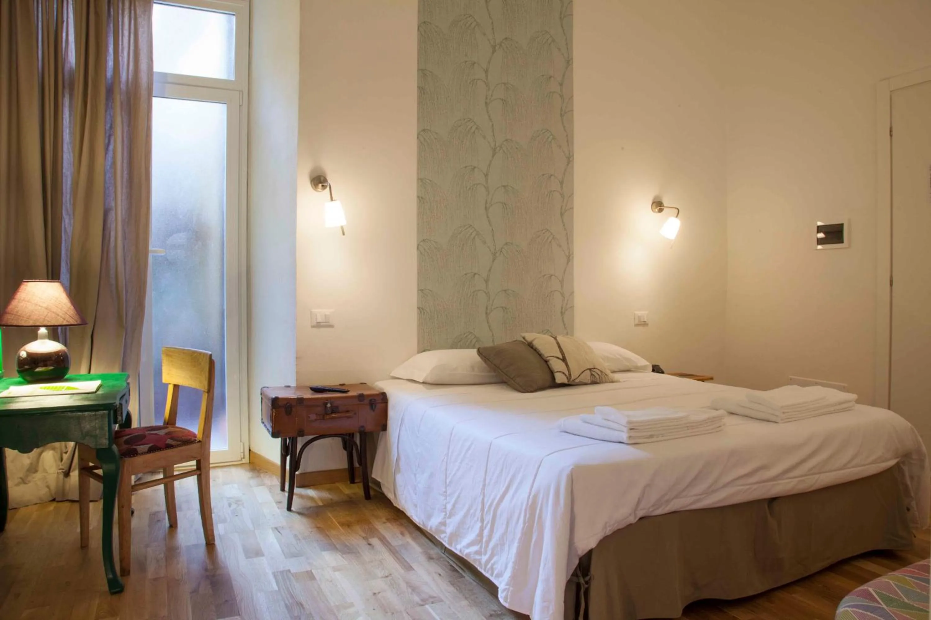 Photo of the whole room, Bed in Albergo delle Spezie