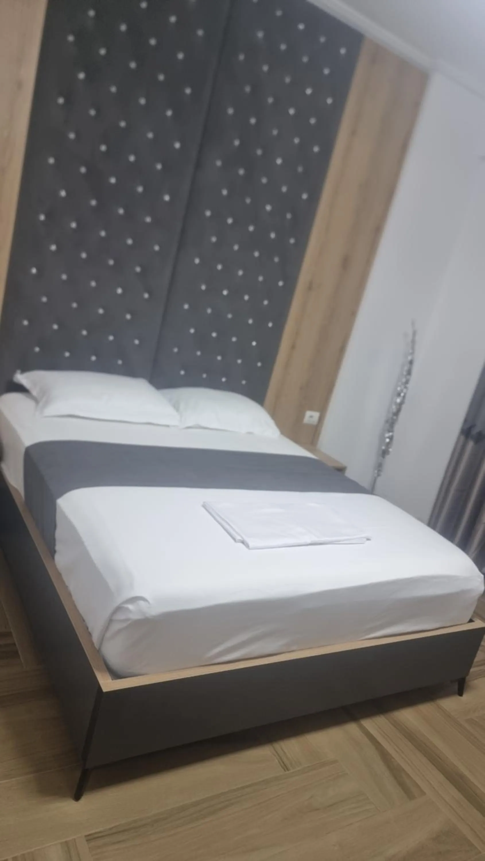 Bed in Hotel Esmerald Ksamil