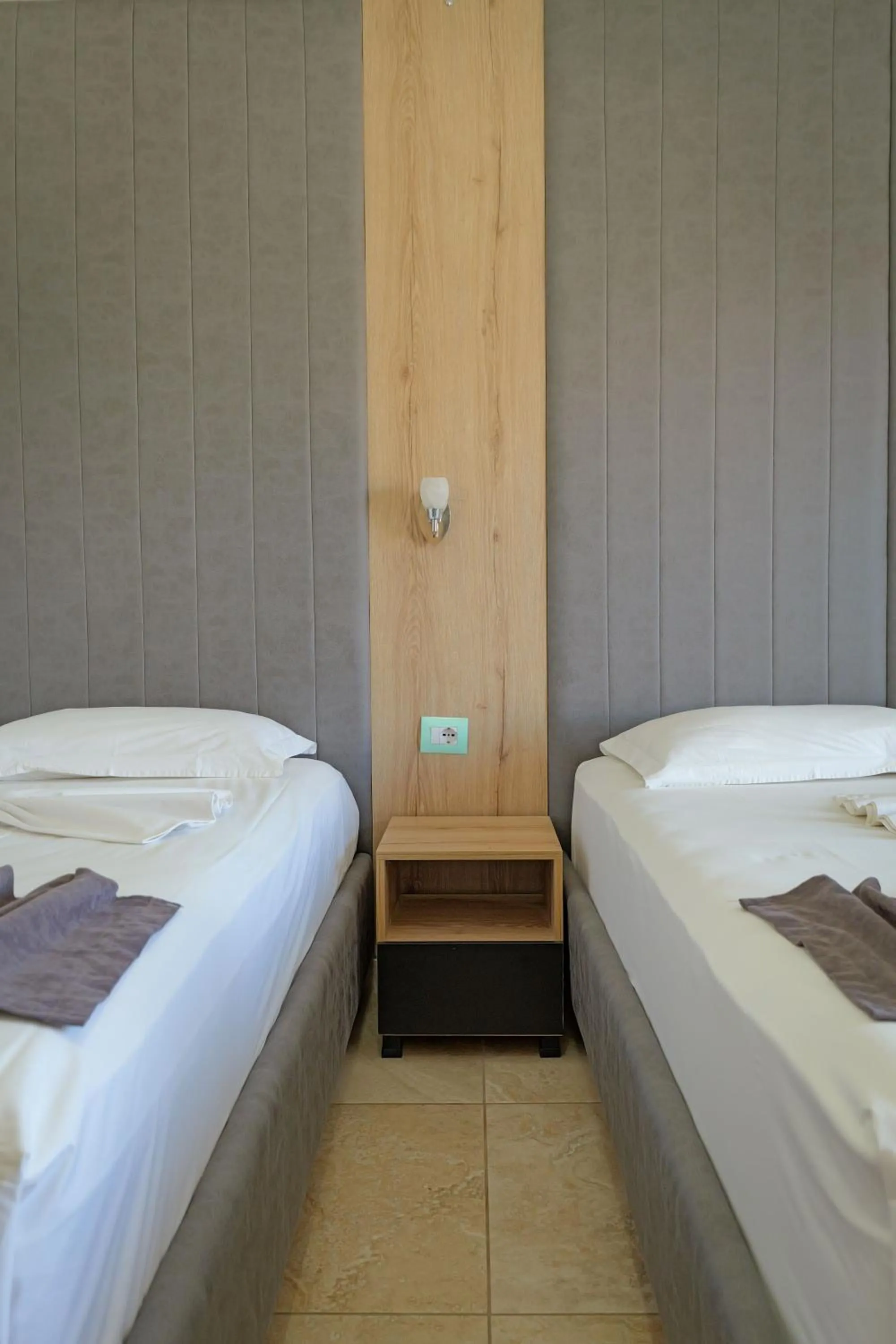 Bed in Hotel Esmerald Ksamil